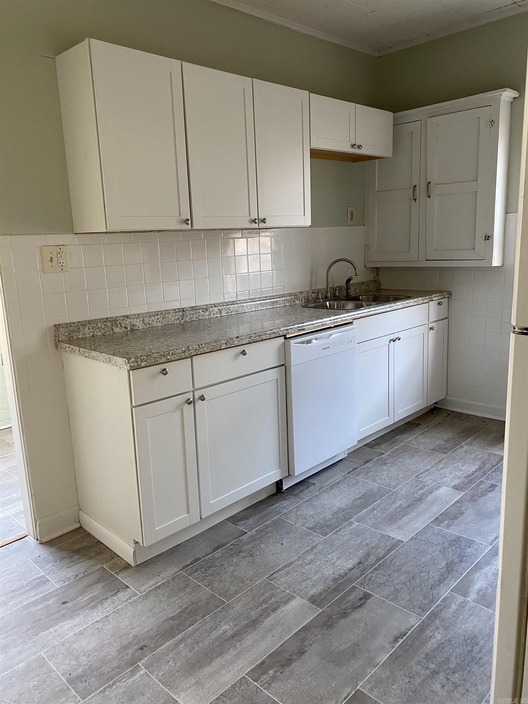 Morrison & Belding - Residential Income