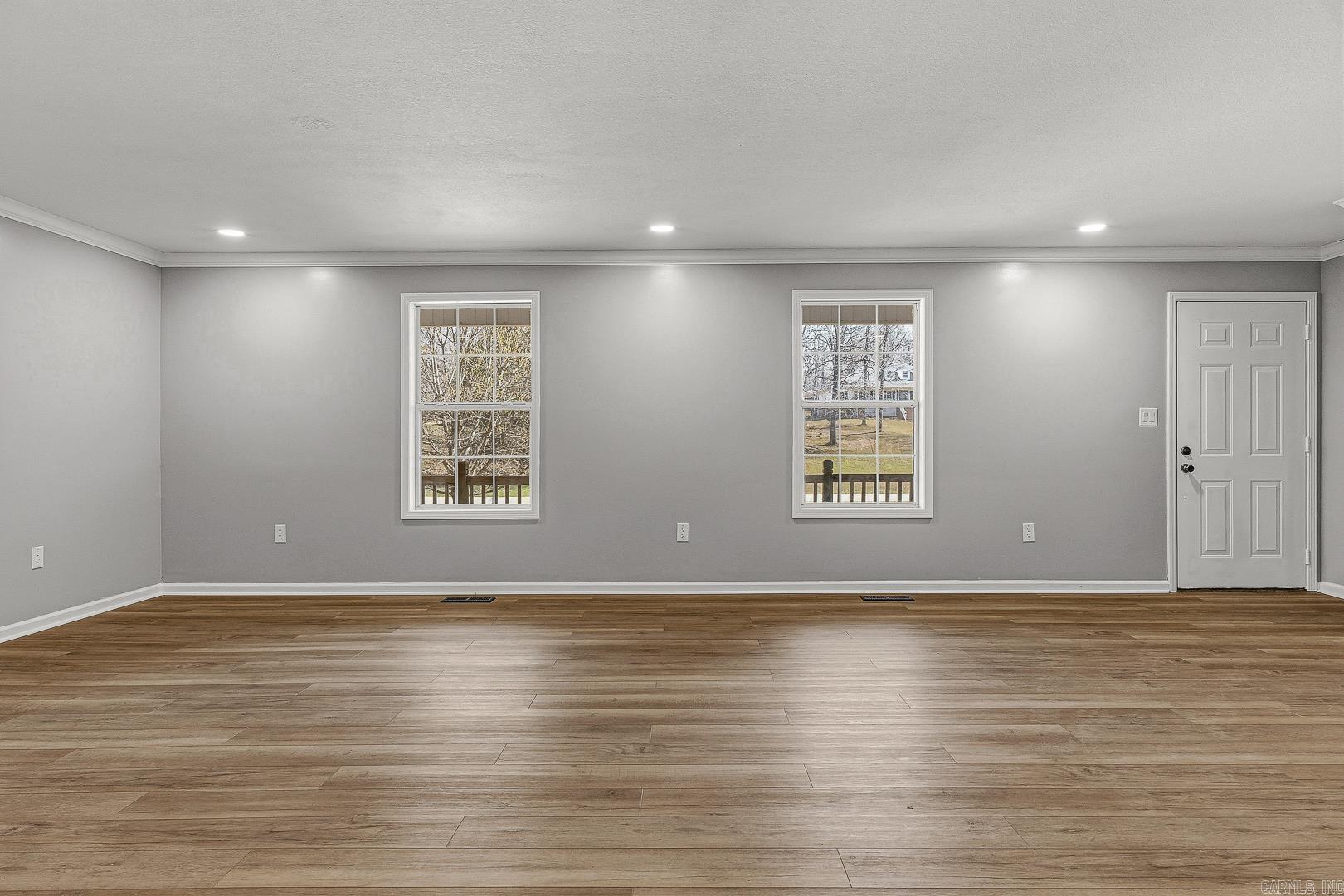 Roselee - Residential