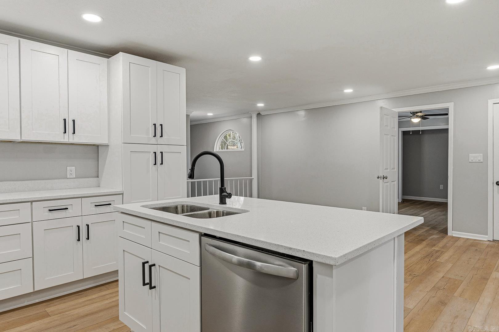 Roselee - Residential