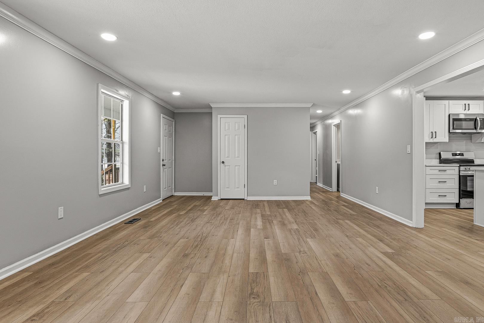 Roselee - Residential