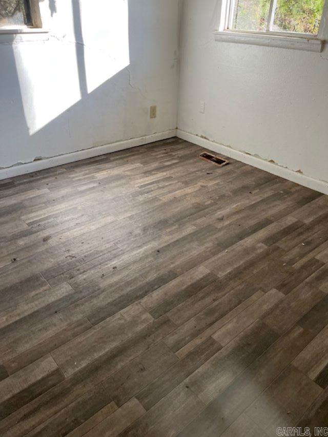 WAKEFIELD VILLAGE - Residential