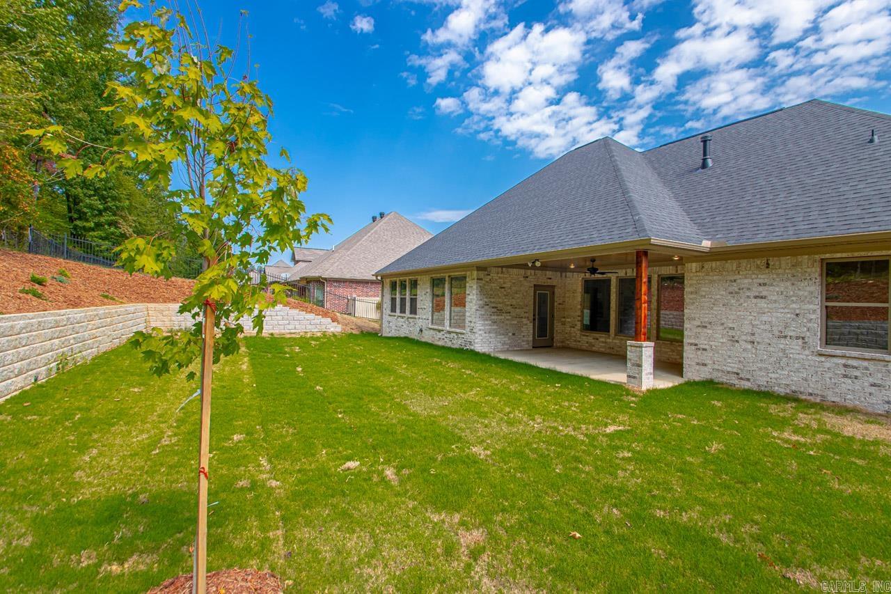 NORTH SHORE @ HURRICANE LAKE EST - Residential