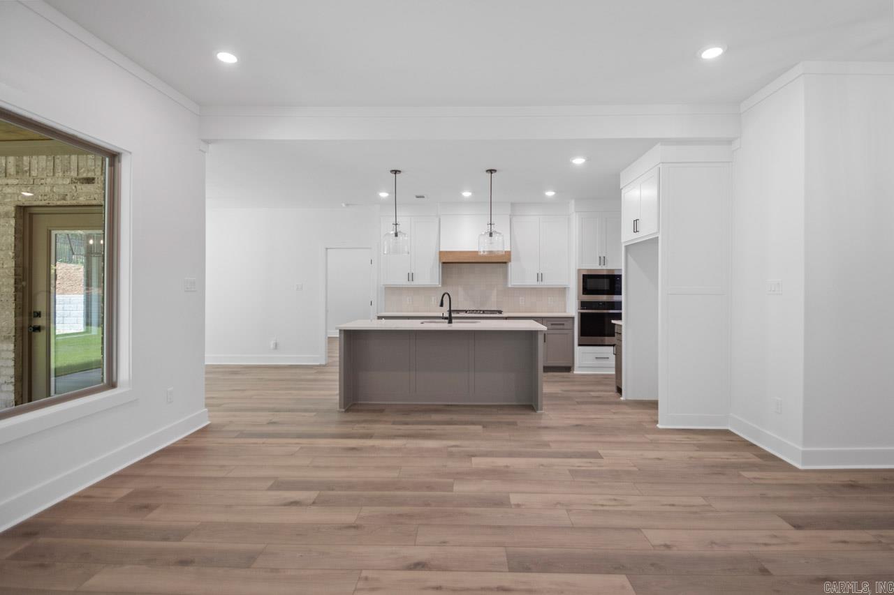 NORTH SHORE @ HURRICANE LAKE EST - Residential