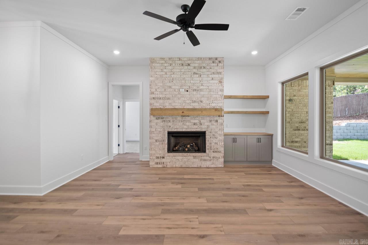 NORTH SHORE @ HURRICANE LAKE EST - Residential