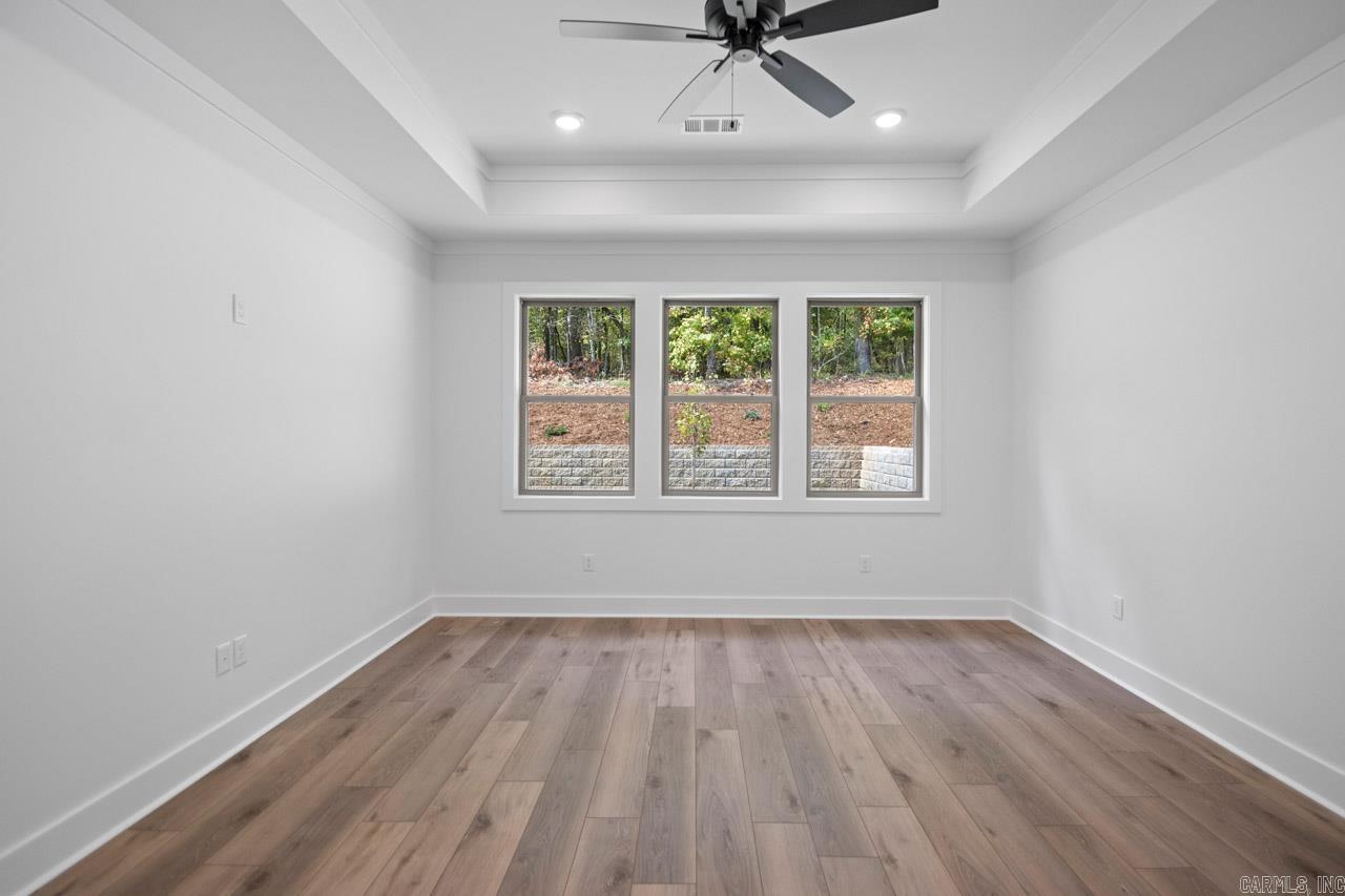 NORTH SHORE @ HURRICANE LAKE EST - Residential