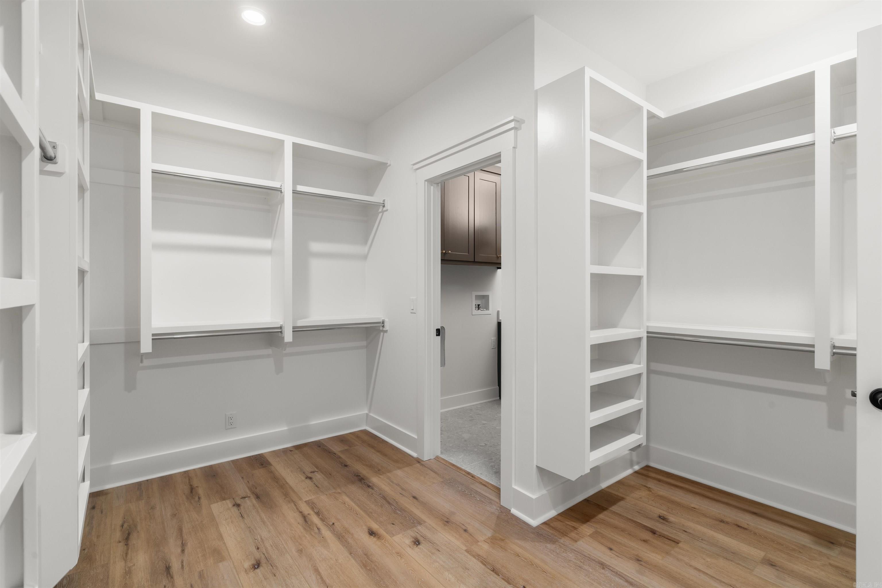 TIBURON - Residential
