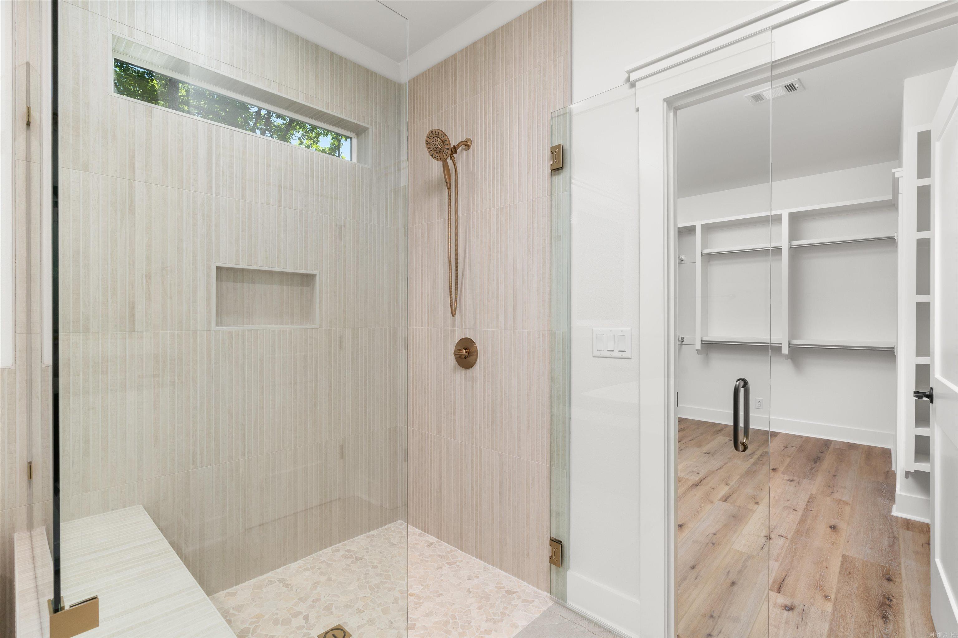 TIBURON - Residential