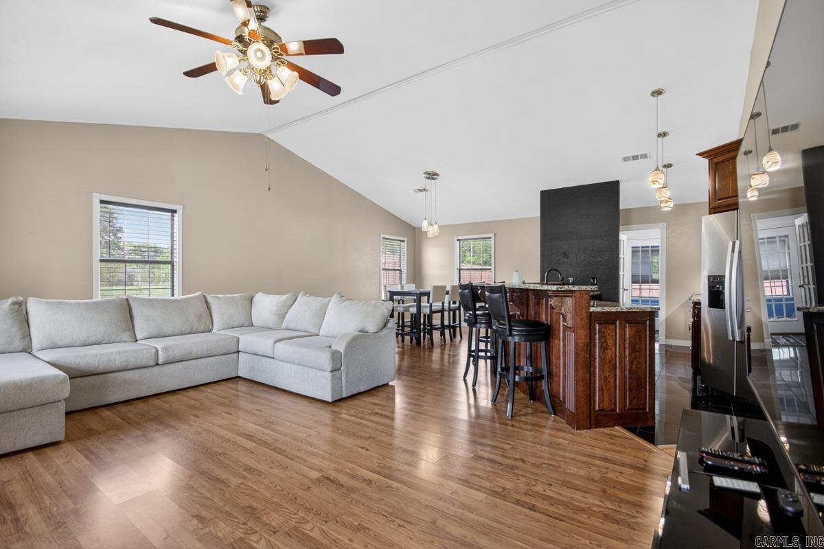 Langston-Kyle - Residential