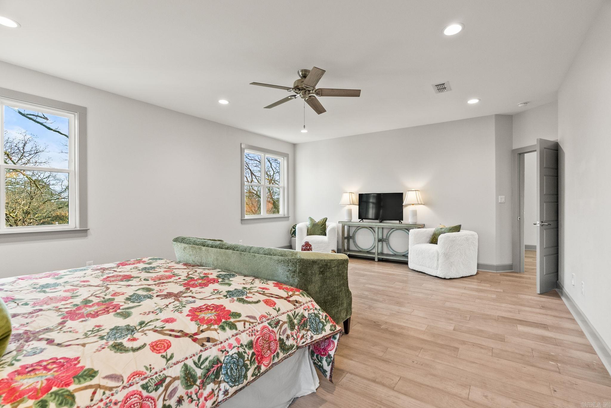 CAMMACK WOODS - Residential