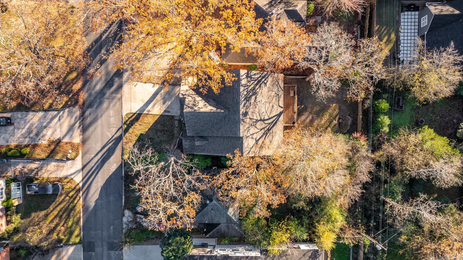 CAMMACK WOODS - Residential