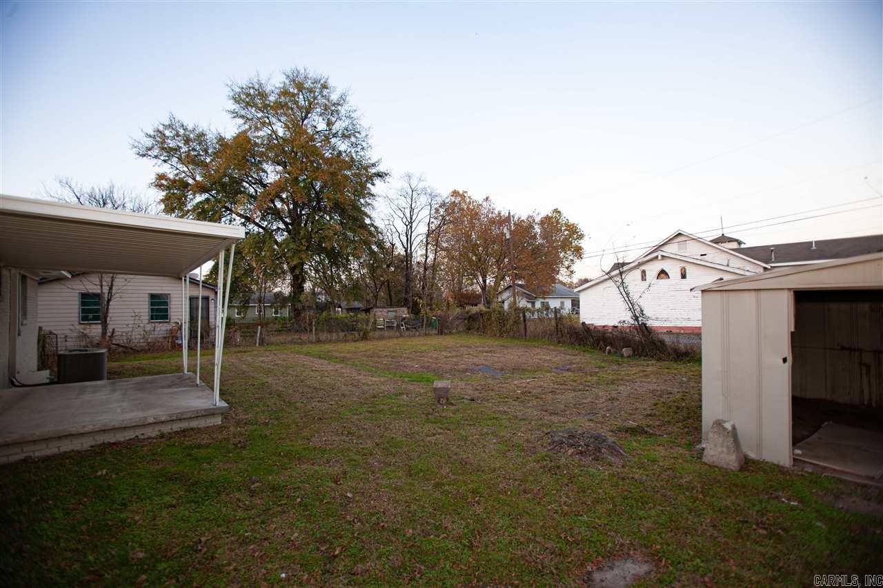 Poes - Residential Lease