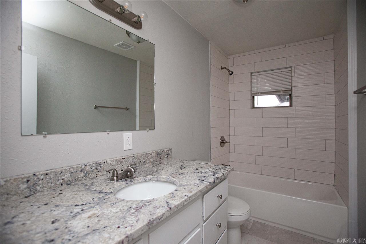 Poes - Residential Lease