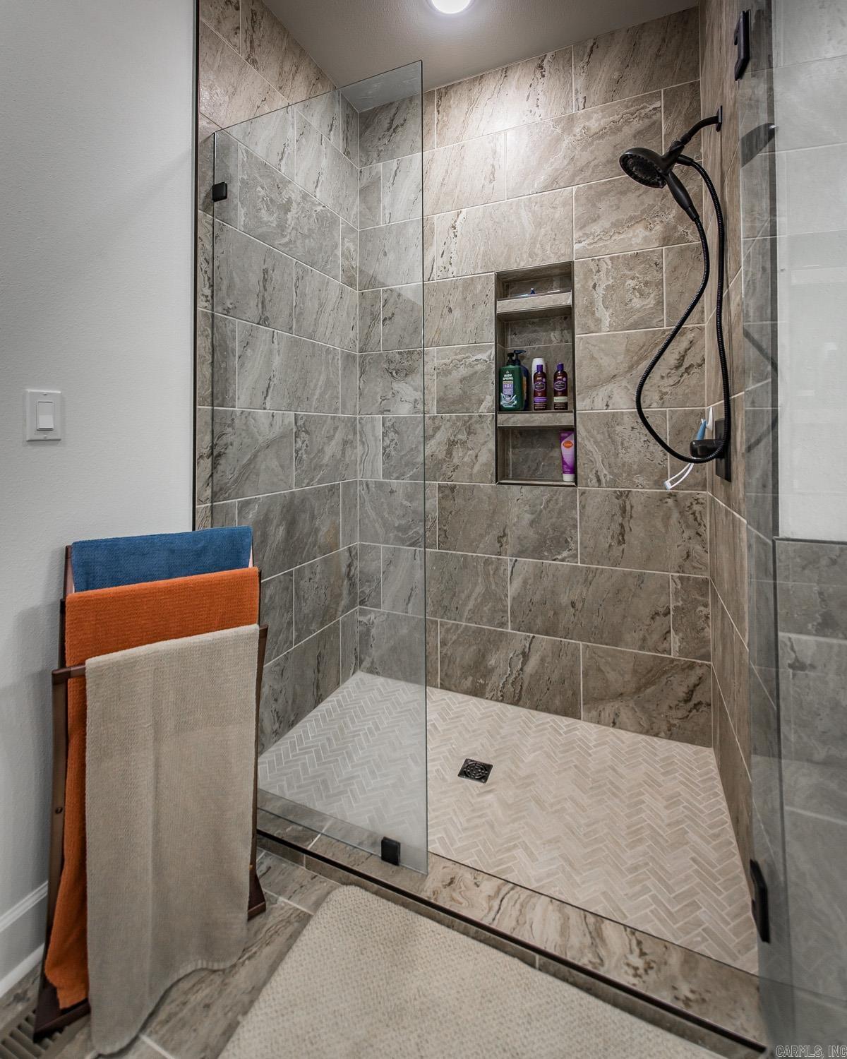 MOUNTAIN RANCH - Residential