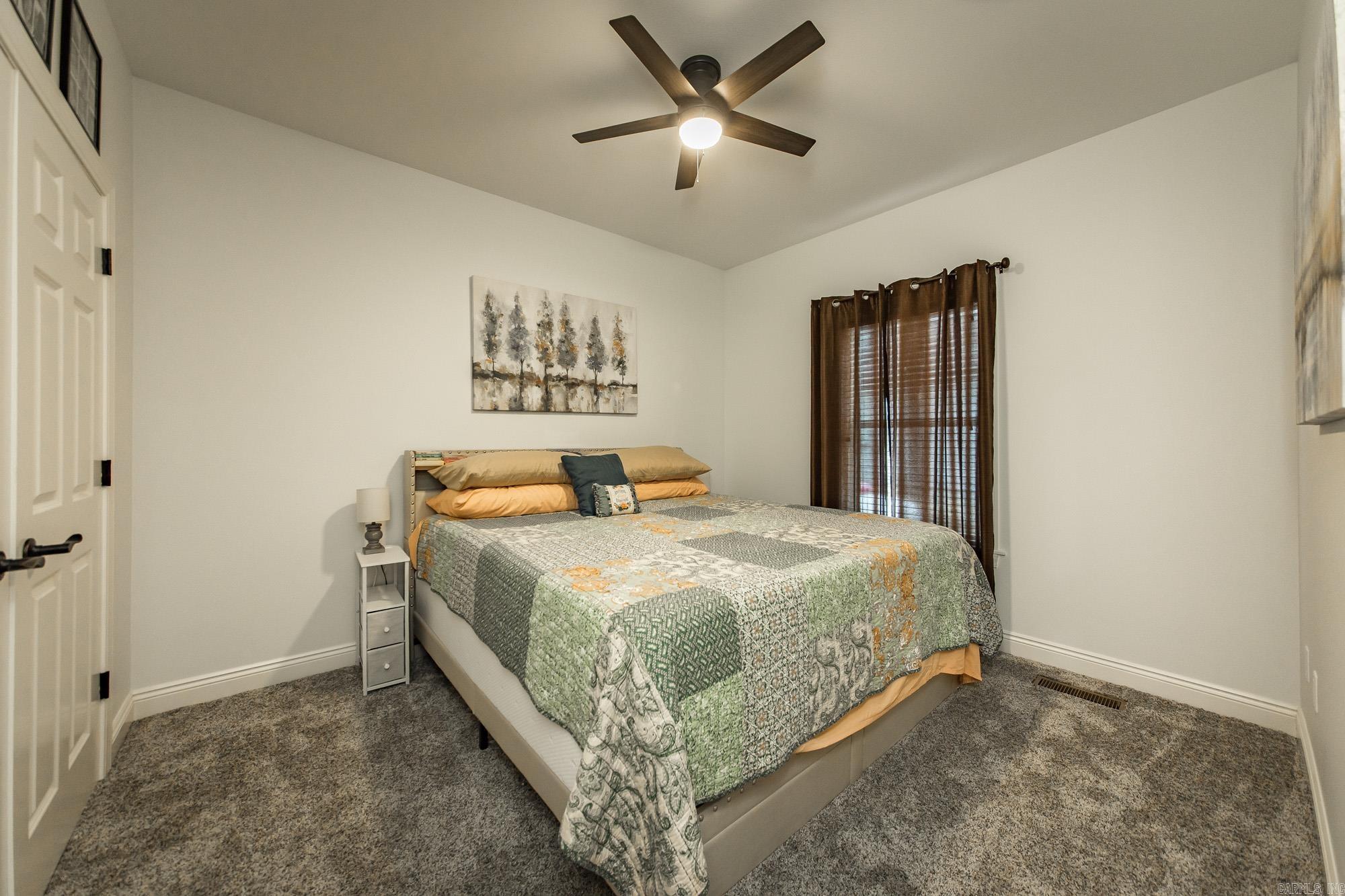 MOUNTAIN RANCH - Residential