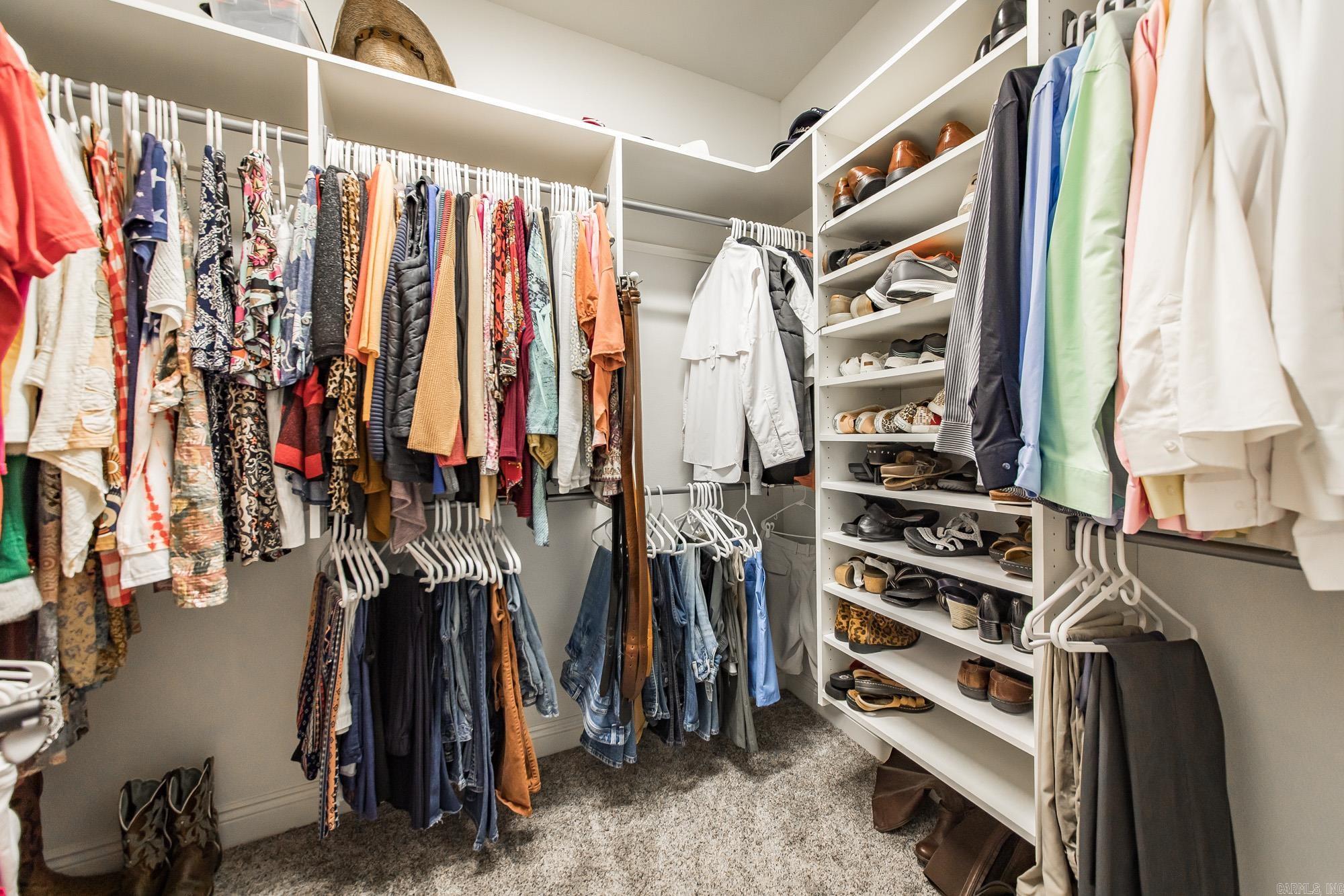 MOUNTAIN RANCH - Residential