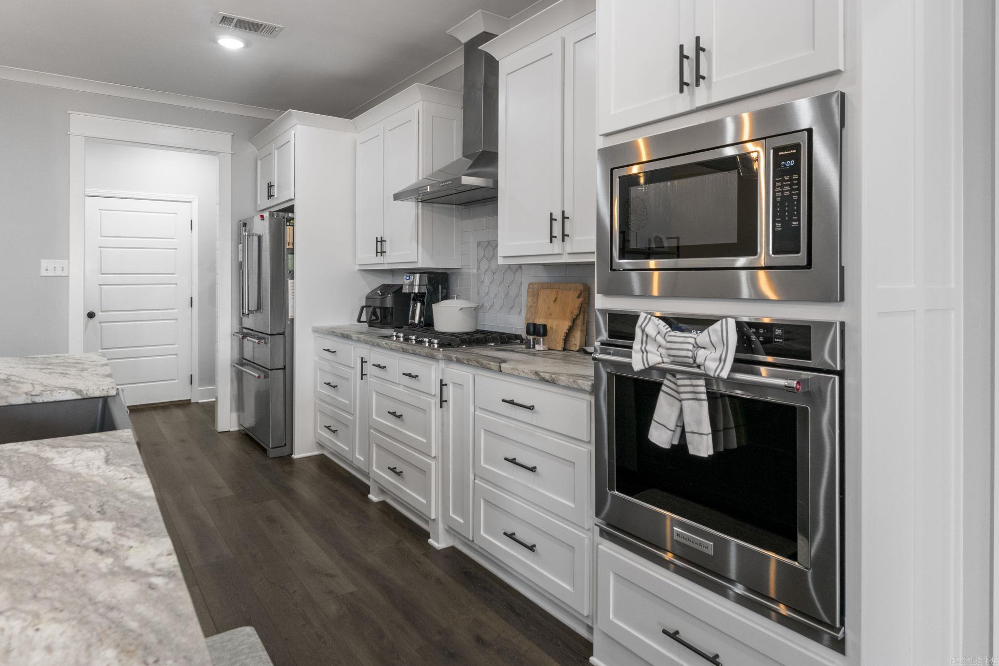 CREEKSIDE ADDN - Residential