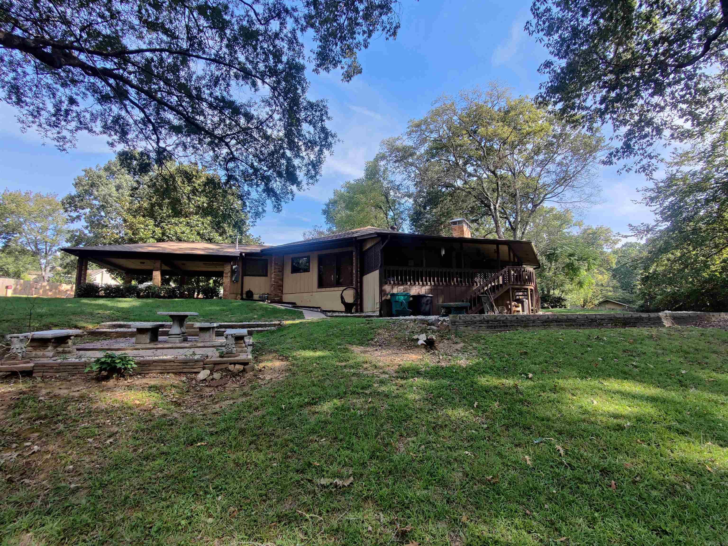 HIDDEN VALLEY - Residential