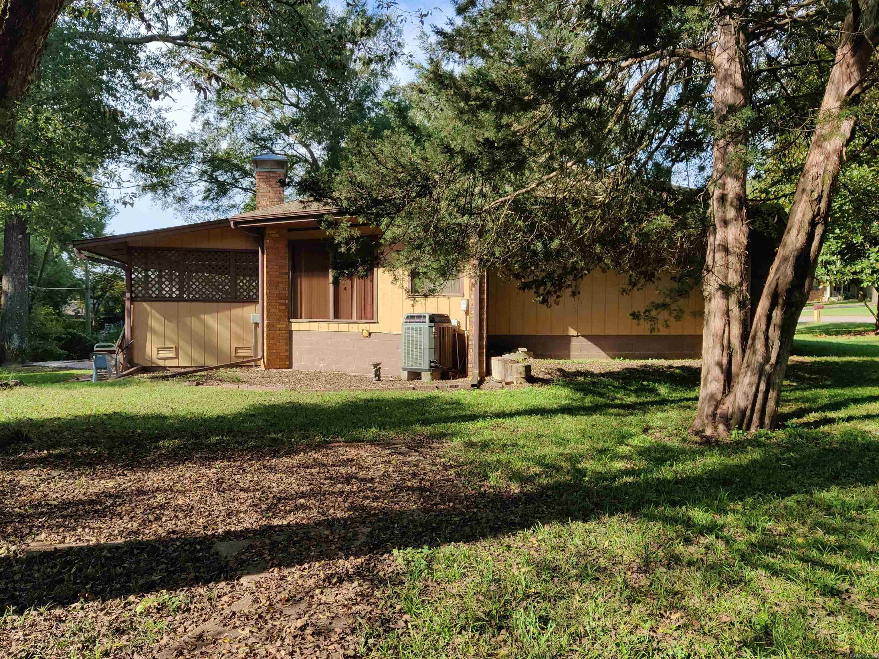 HIDDEN VALLEY - Residential