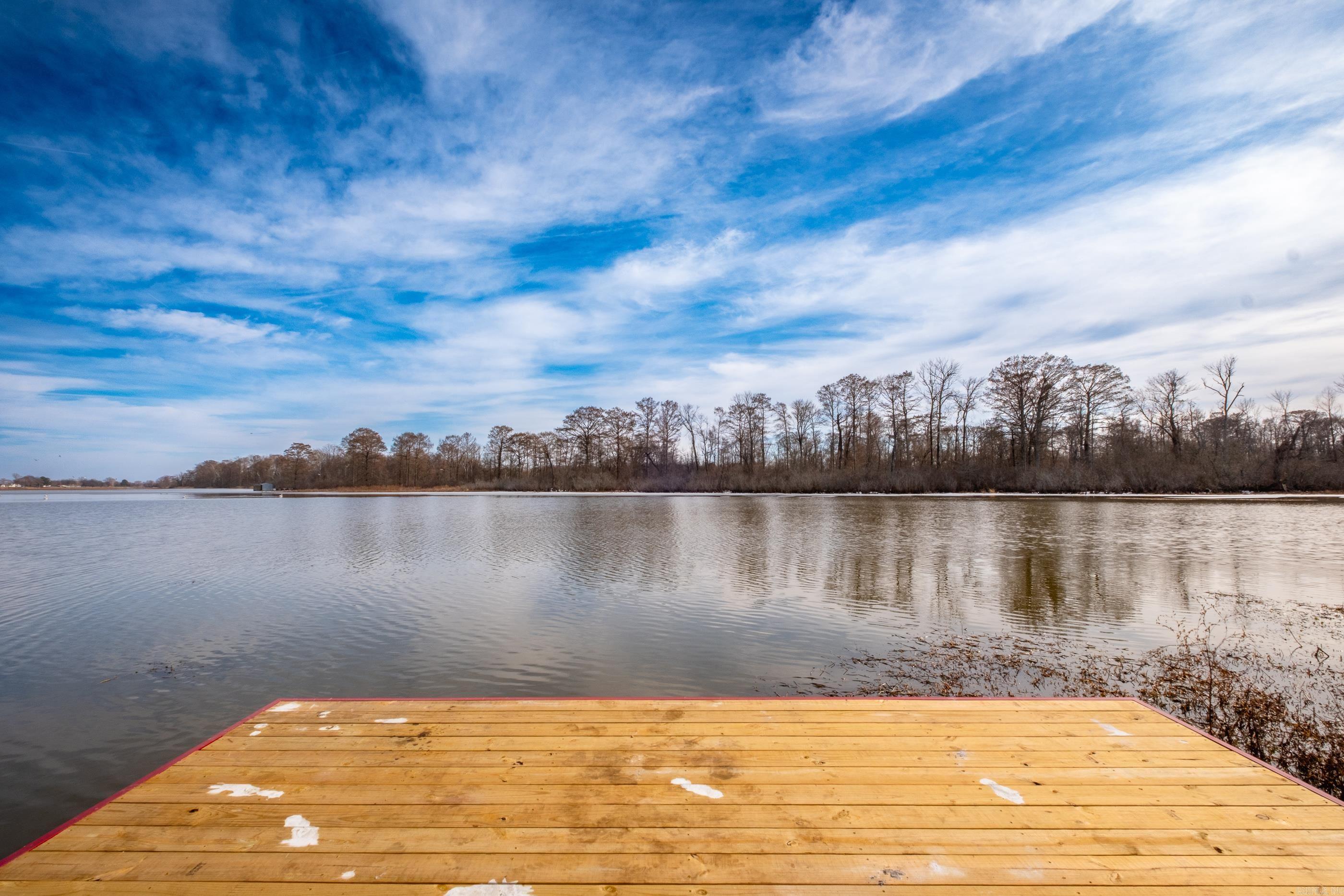 RIVER MANOR EST - Residential