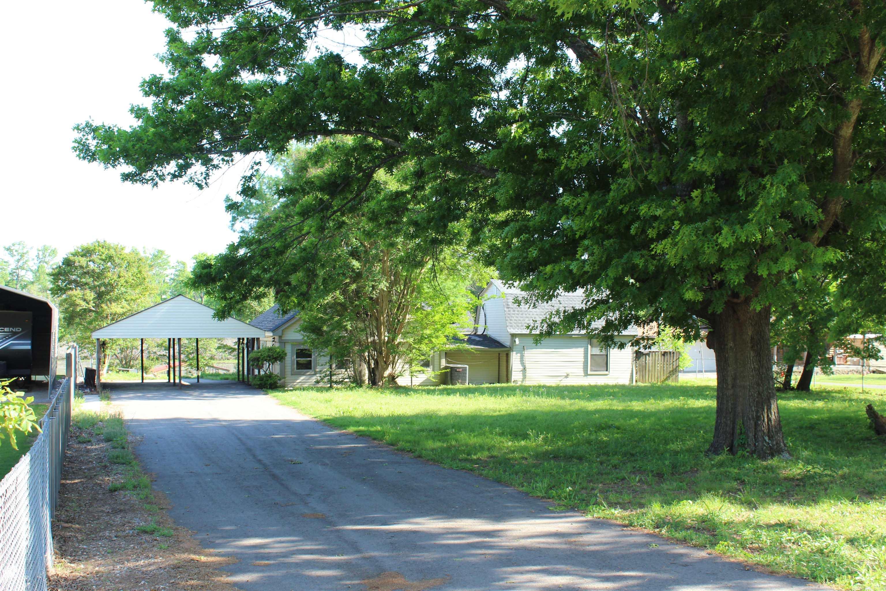 RIVER MANOR EST - Residential