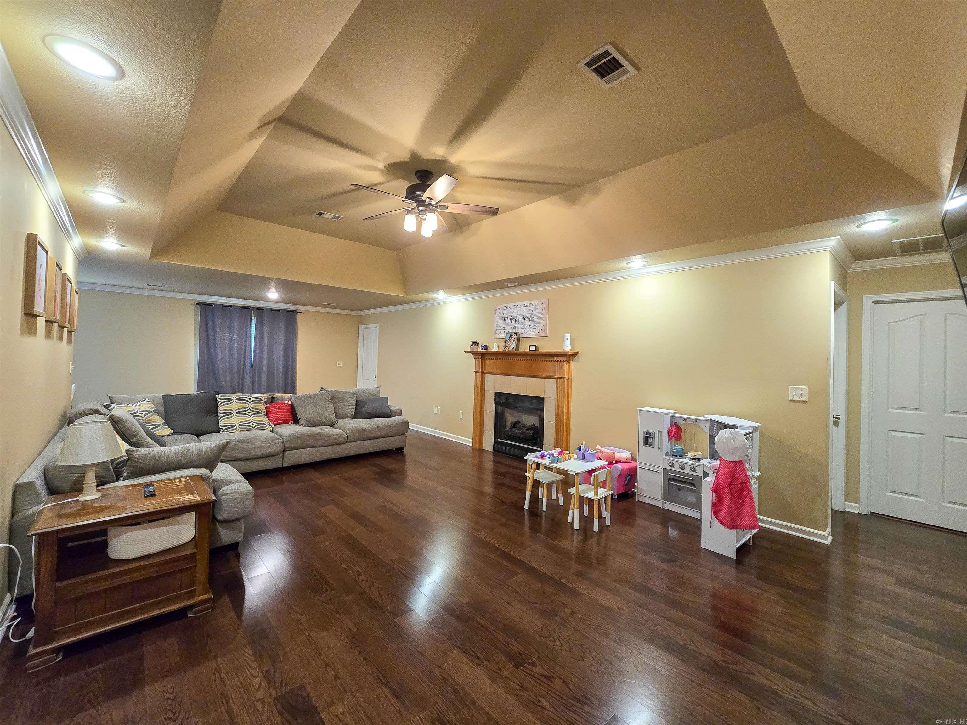 GARDEN TERRACE - Residential