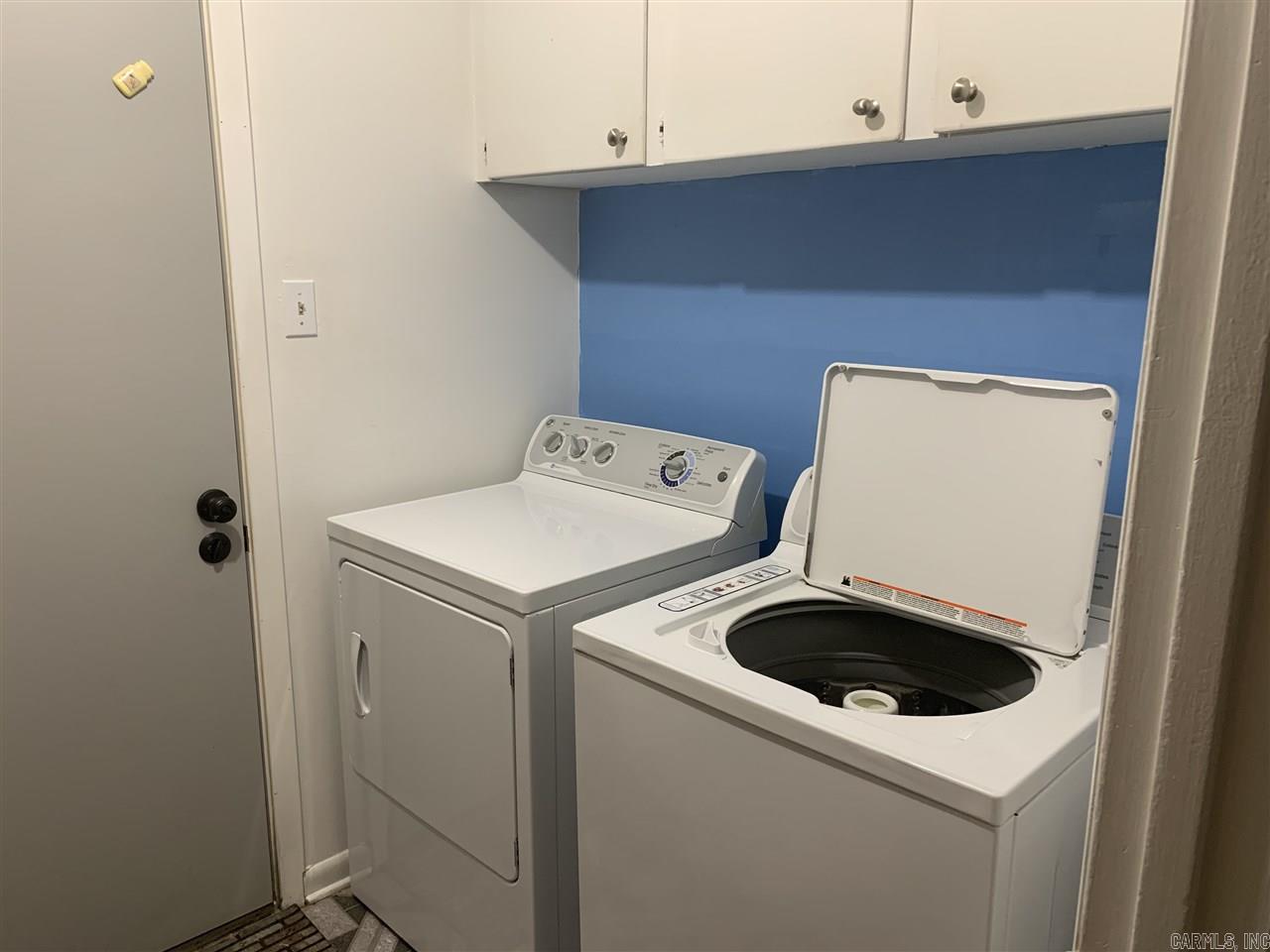 Lakeside Terrace - Residential Lease