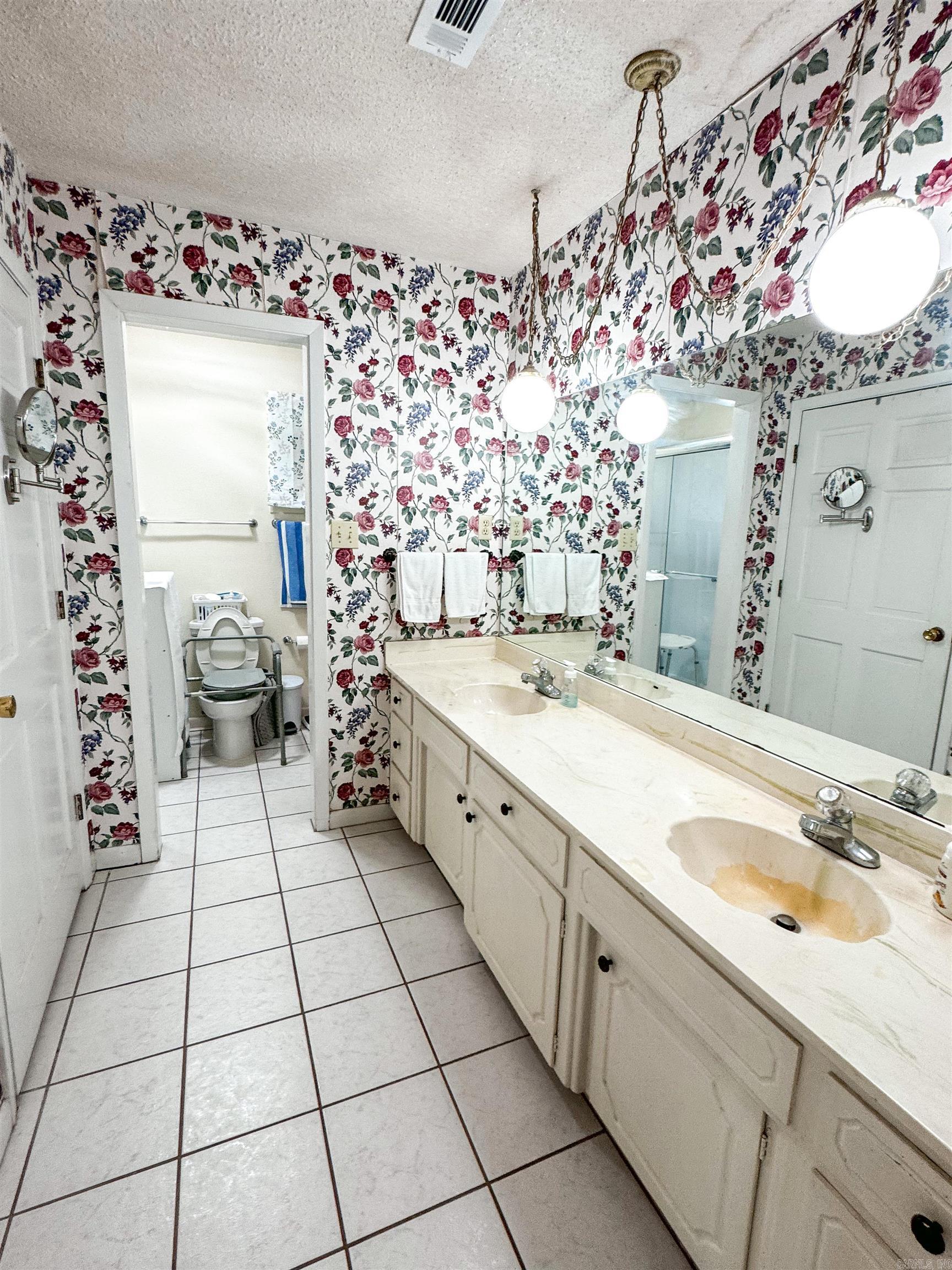 CLOVERDALE ADD (SEARCY) - Residential