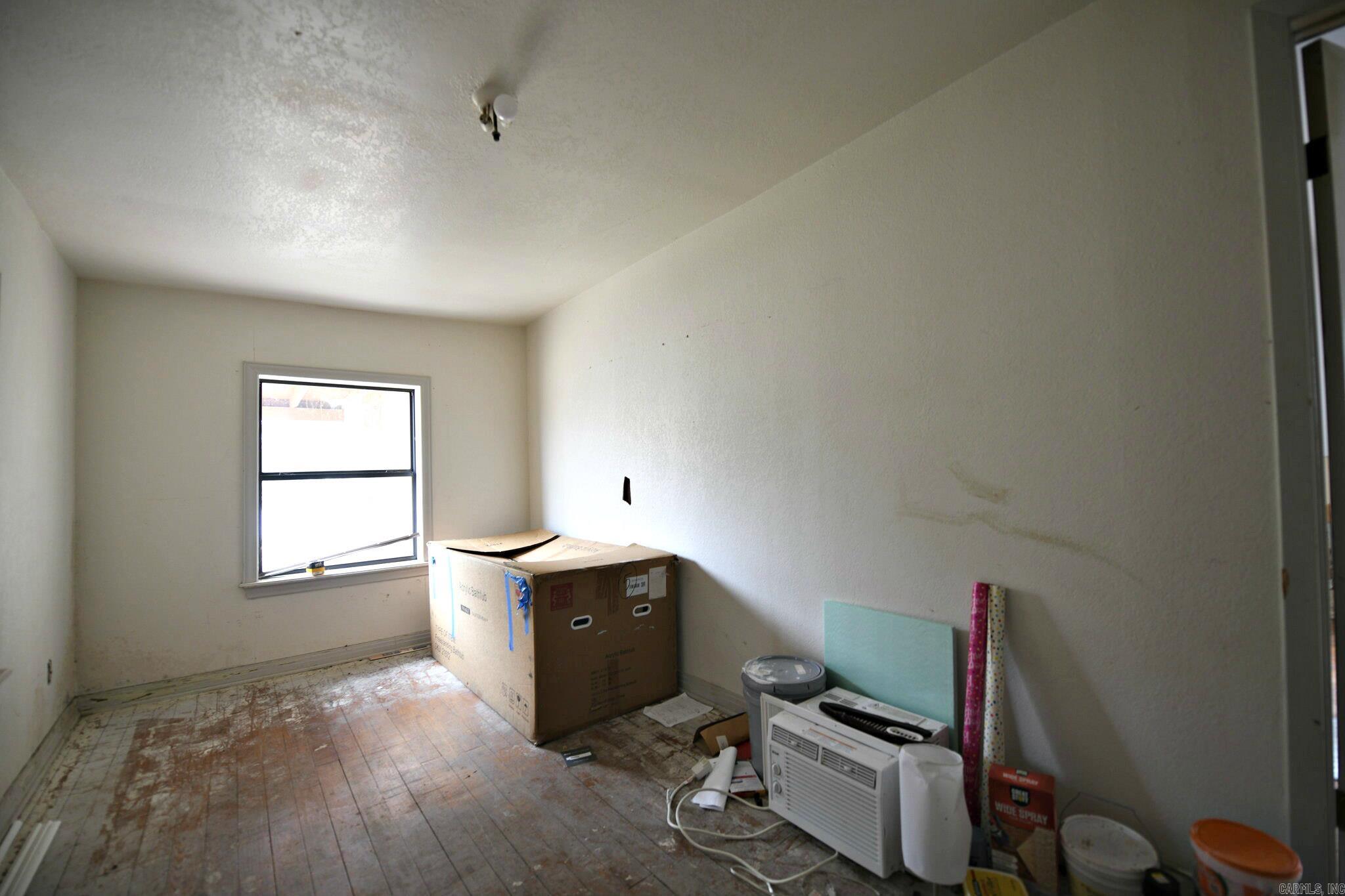 MENA ORIGINAL - Residential