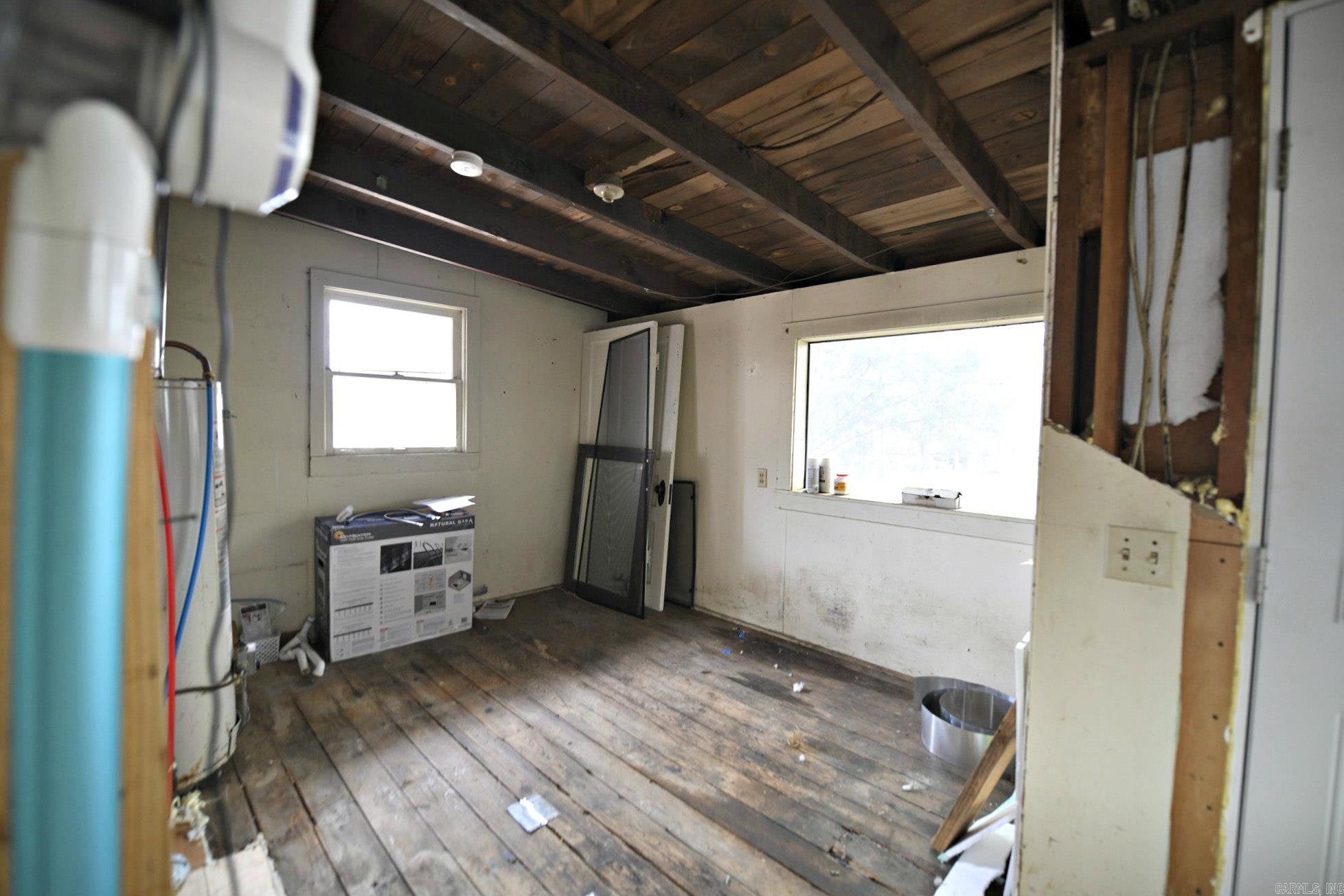 MENA ORIGINAL - Residential