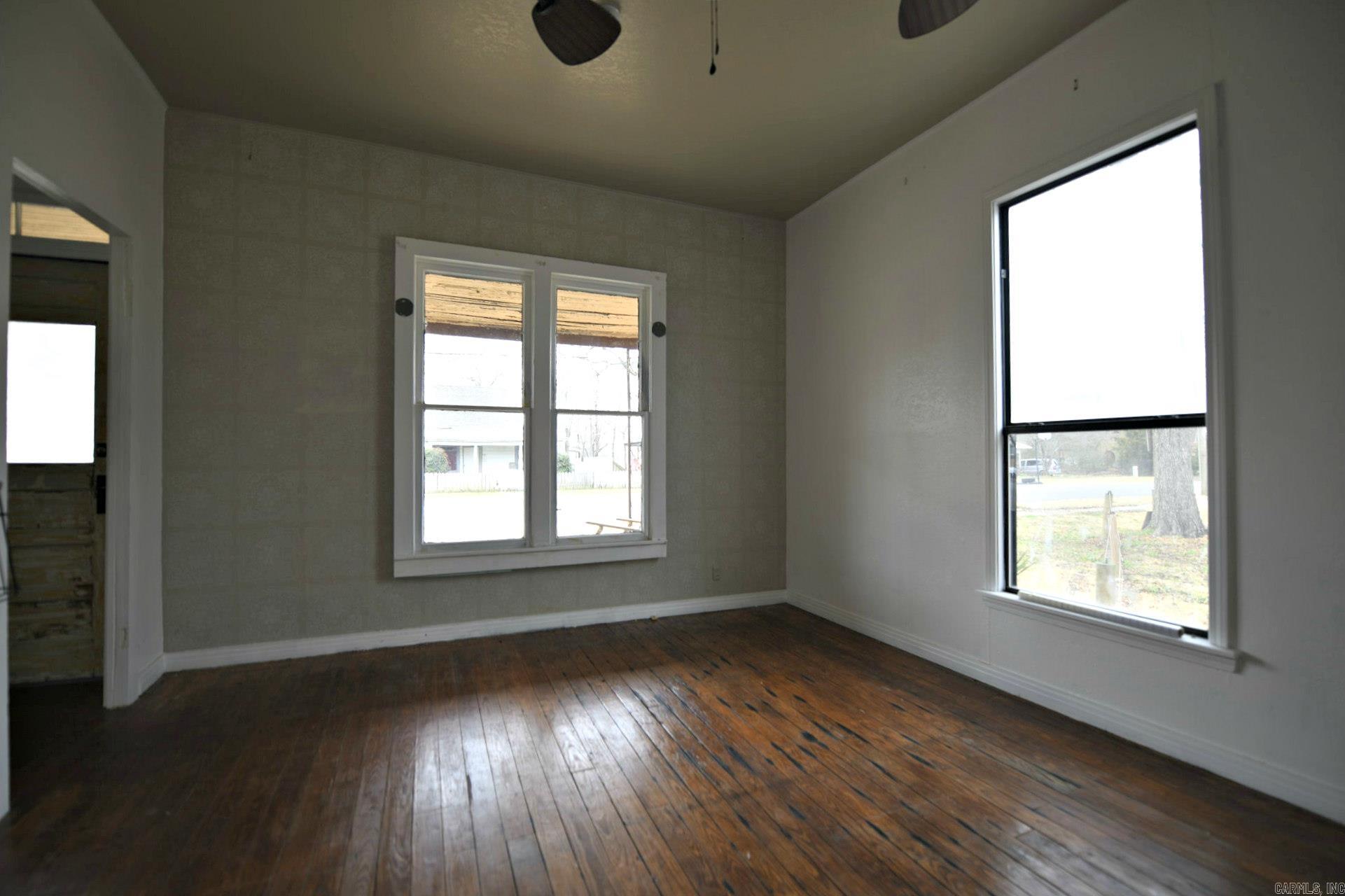 MENA ORIGINAL - Residential