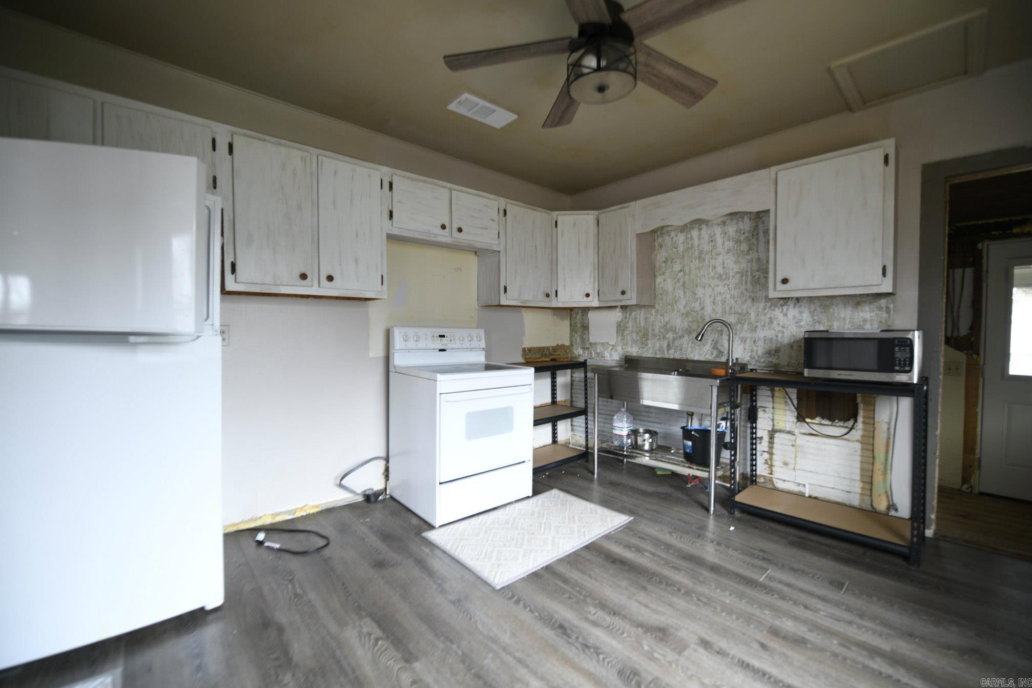 MENA ORIGINAL - Residential