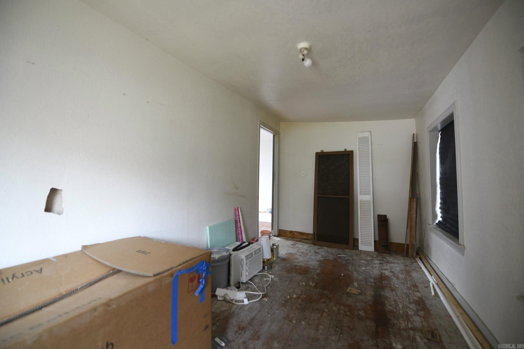 MENA ORIGINAL - Residential