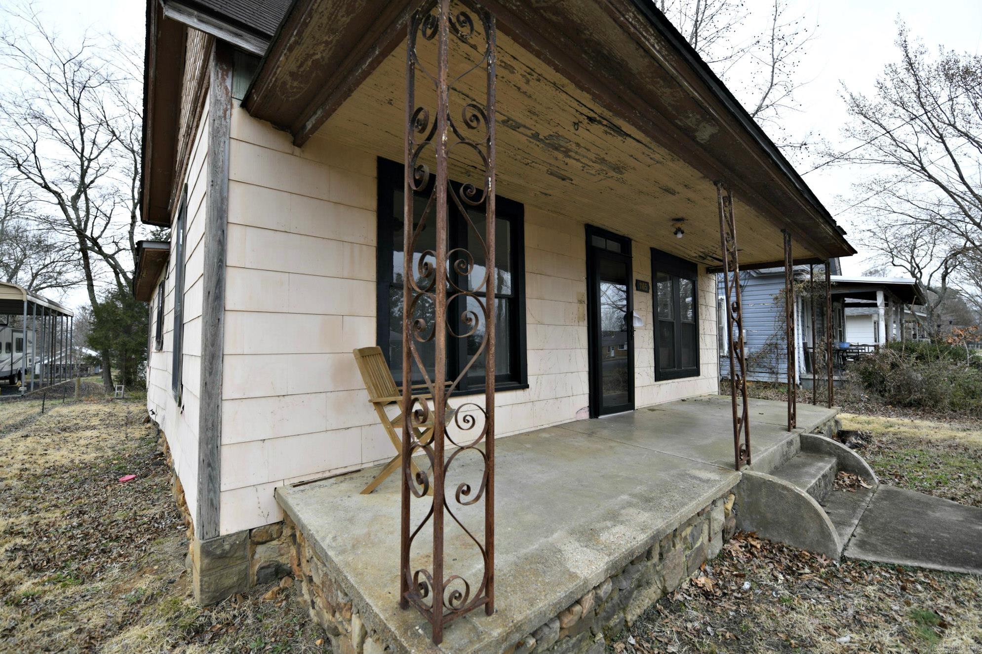 MENA ORIGINAL - Residential