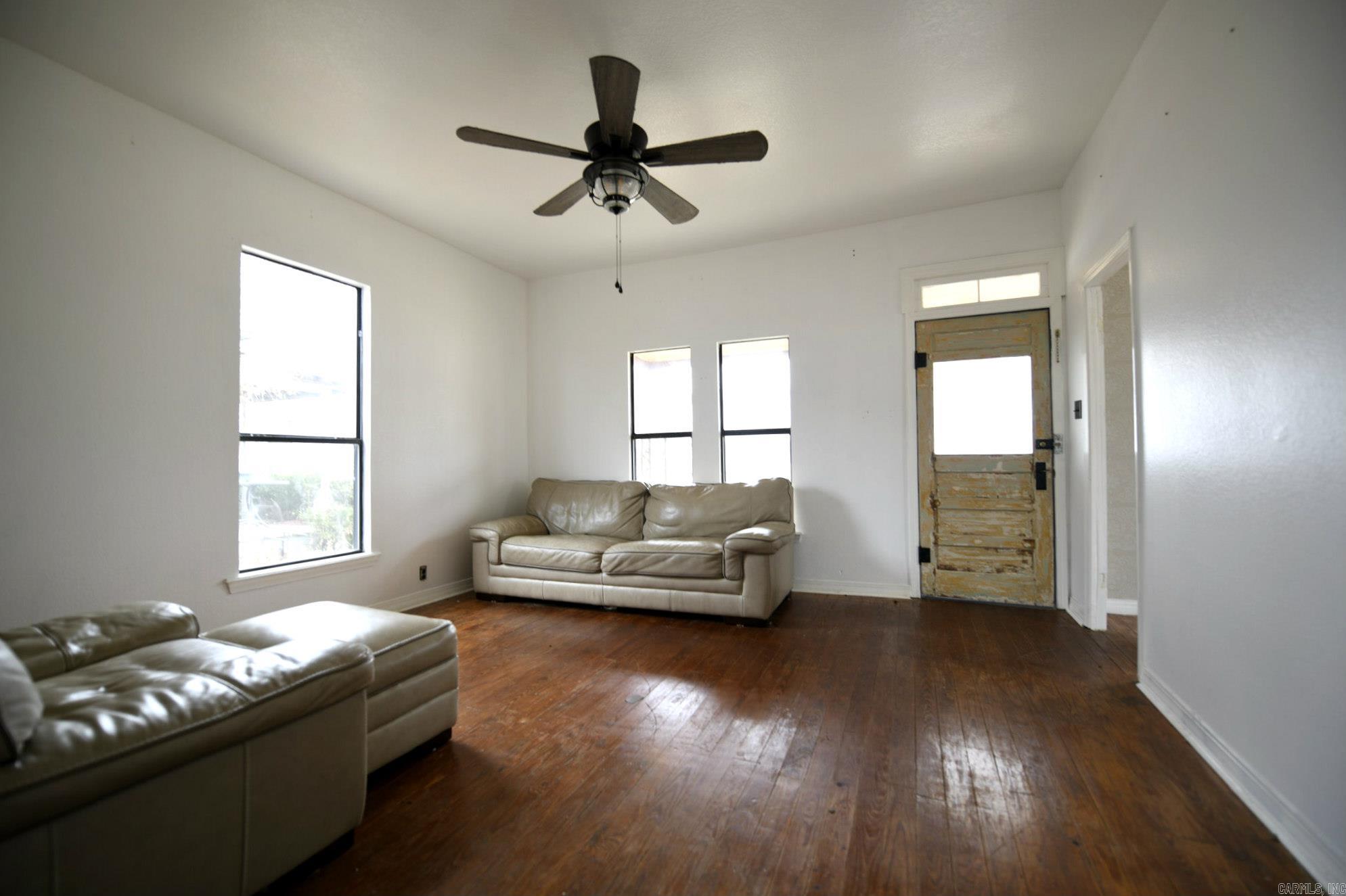 MENA ORIGINAL - Residential