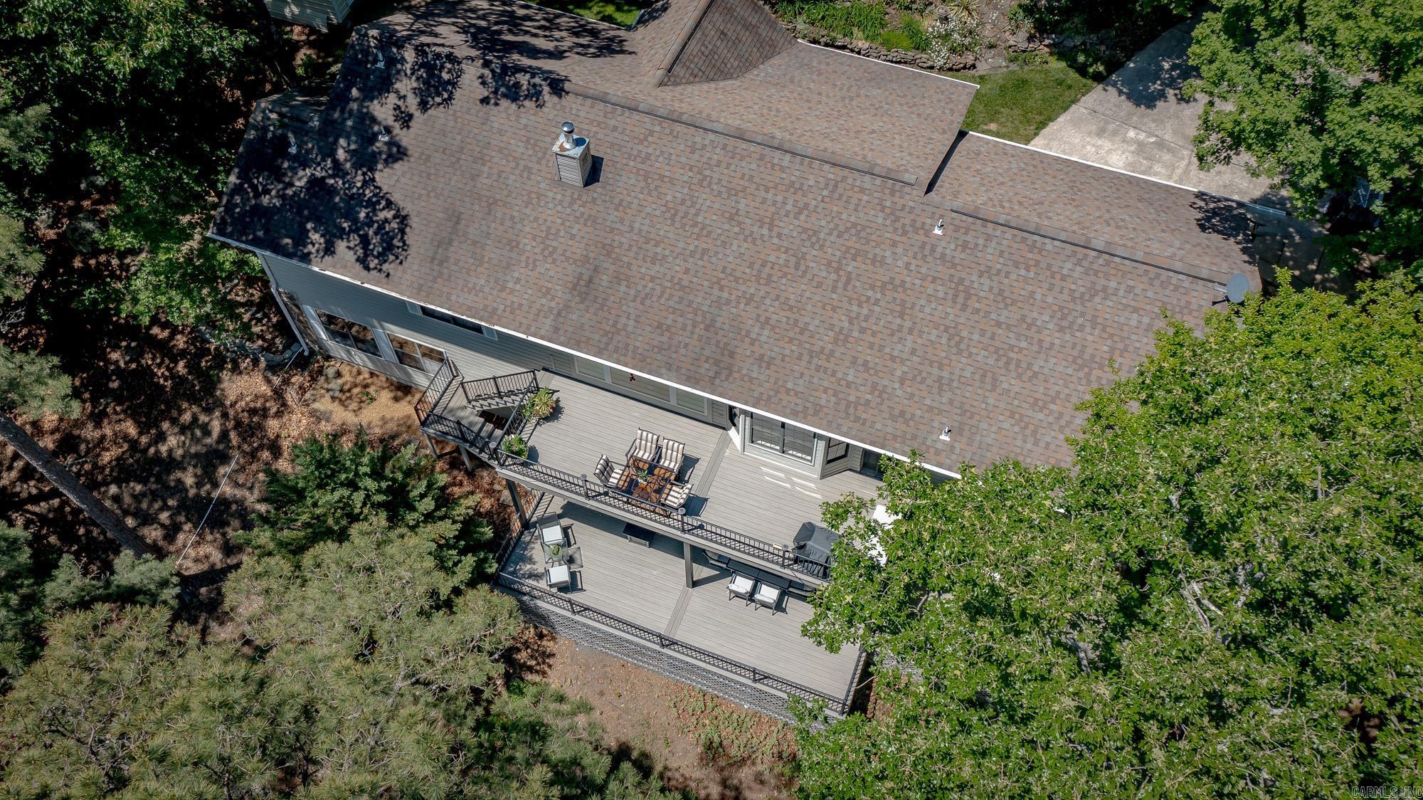 LAKEVIEW - Residential