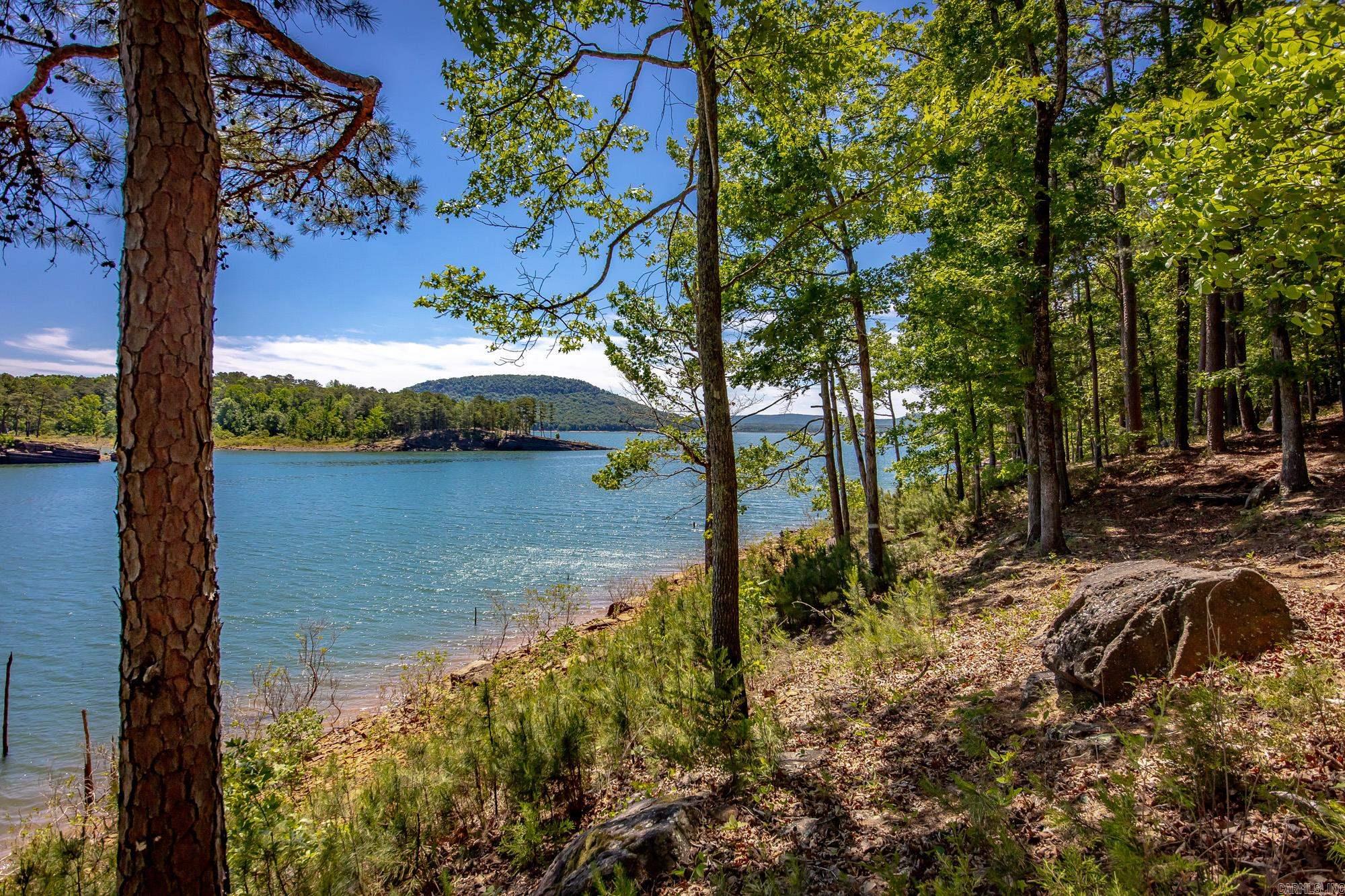 LAKEVIEW - Residential