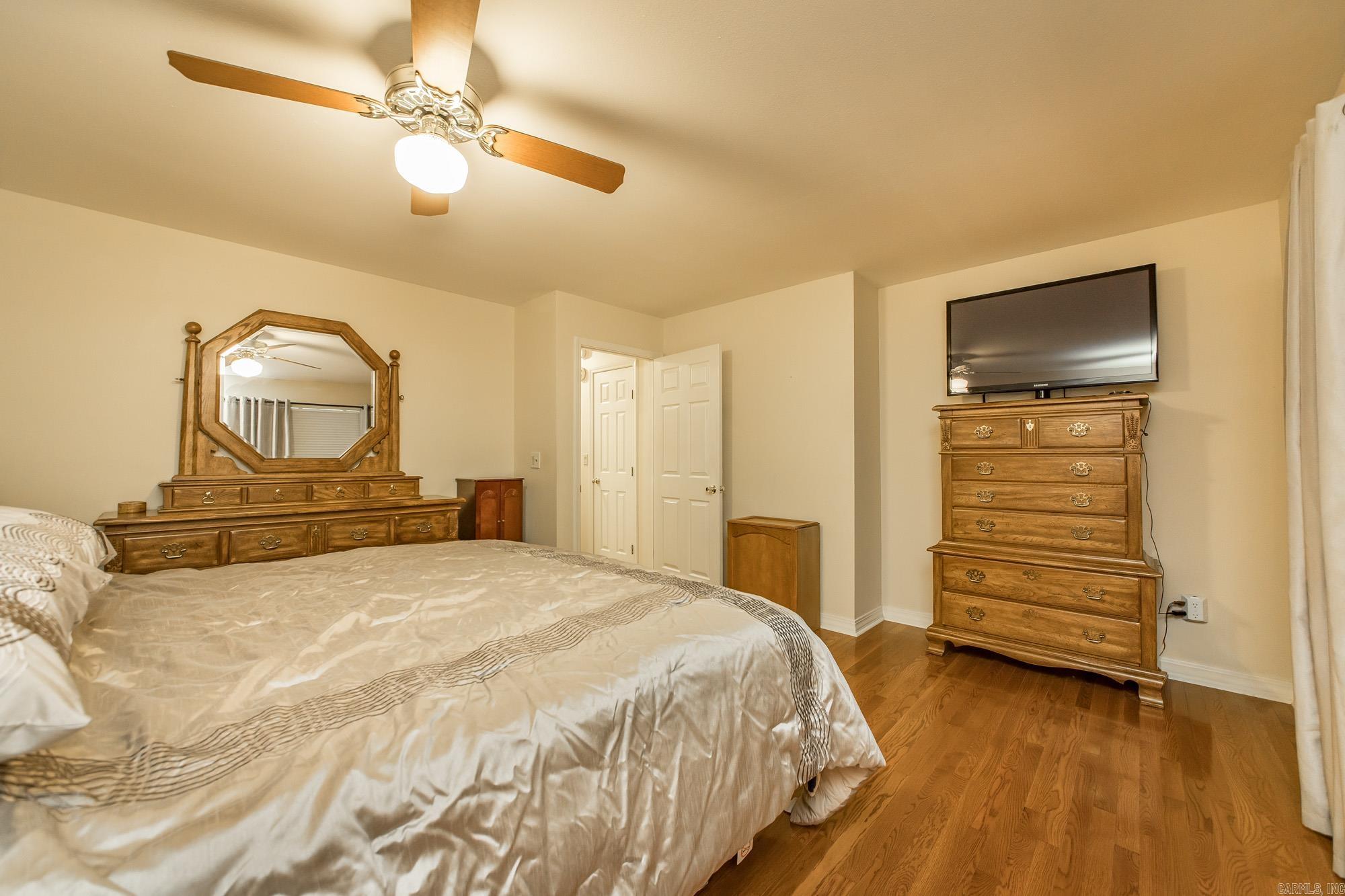 LAKEVIEW - Residential