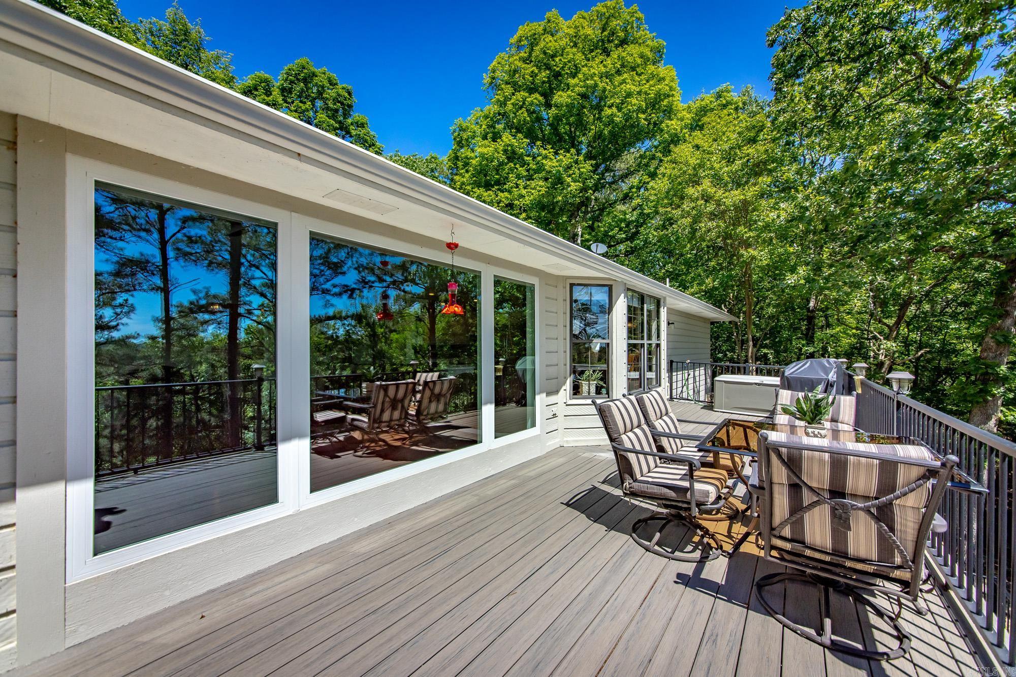 LAKEVIEW - Residential