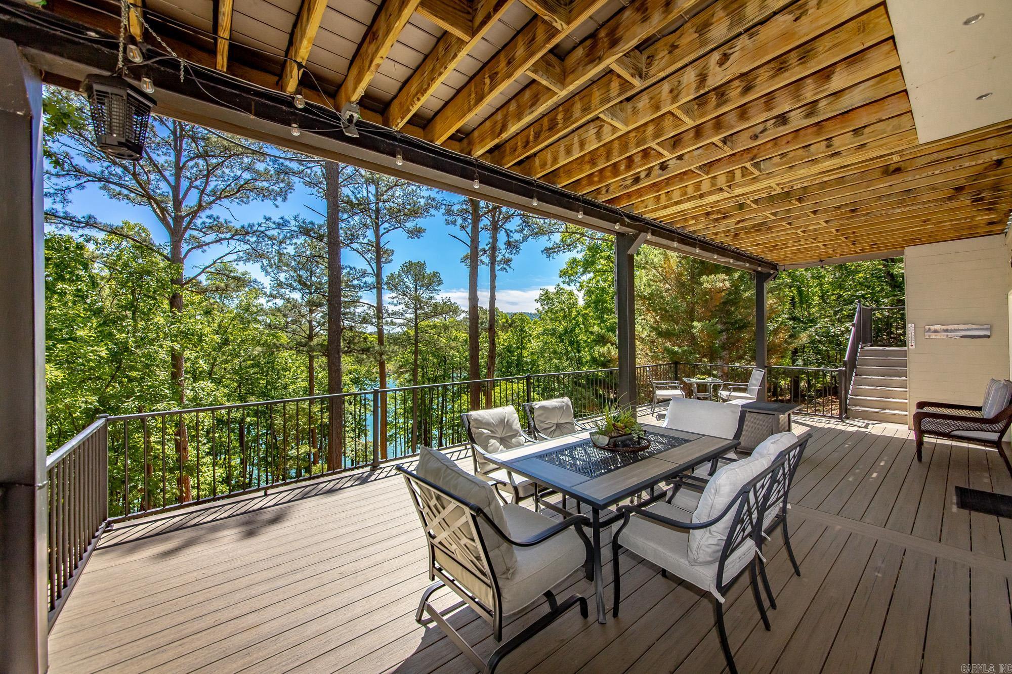 LAKEVIEW - Residential