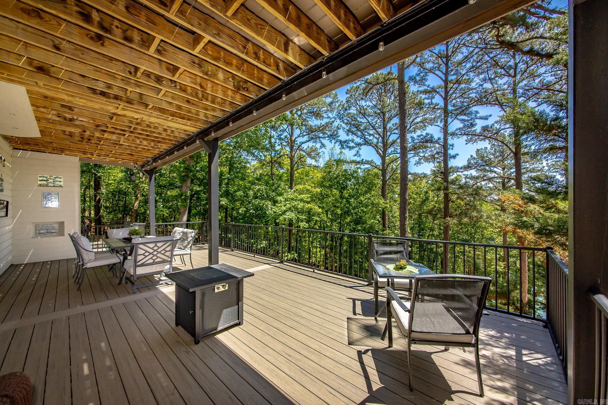 LAKEVIEW - Residential