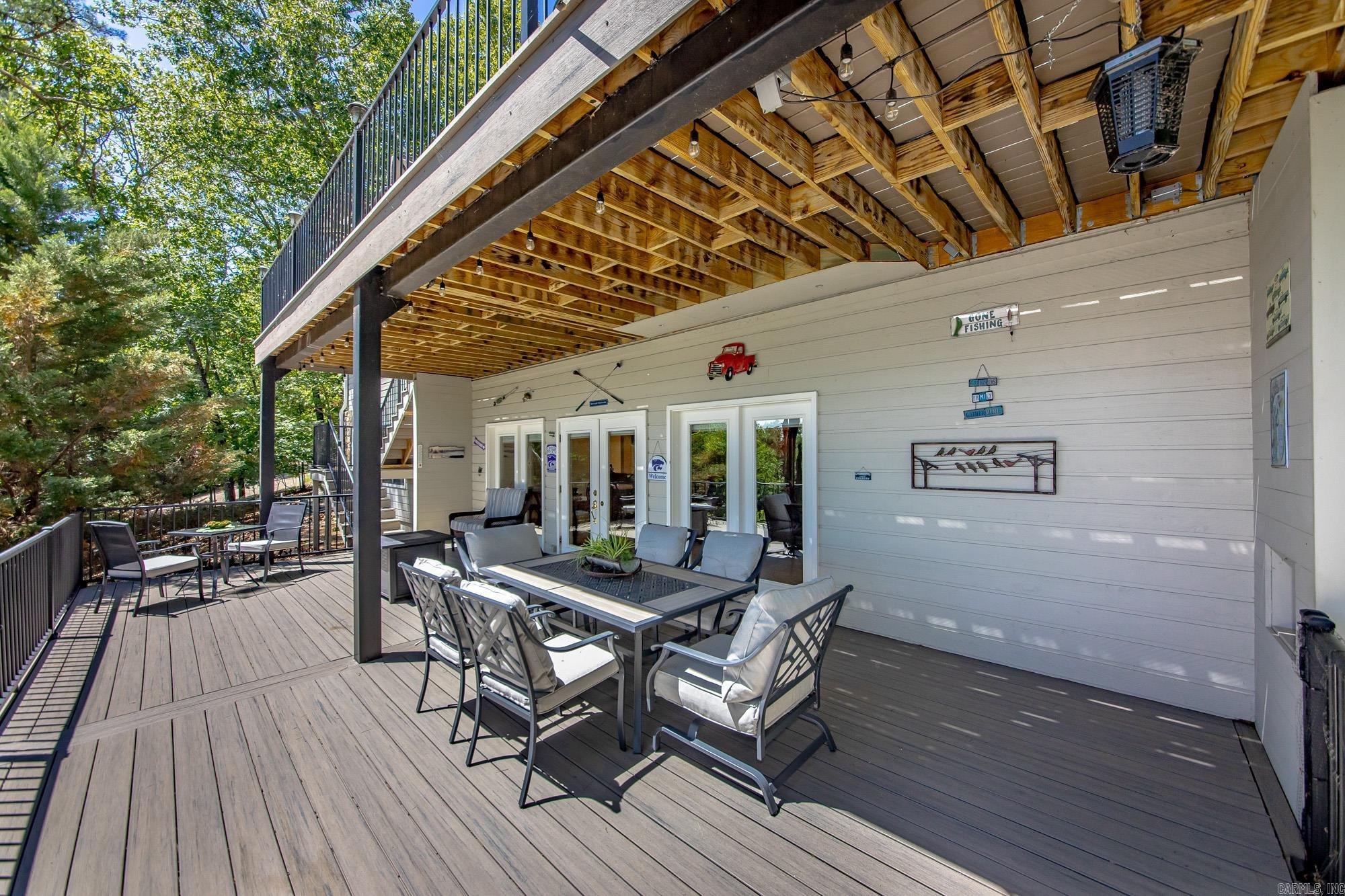 LAKEVIEW - Residential