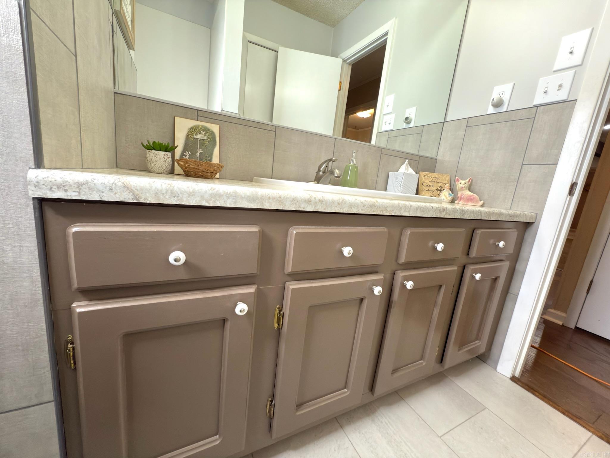 BILLY S DUNCAN - Residential