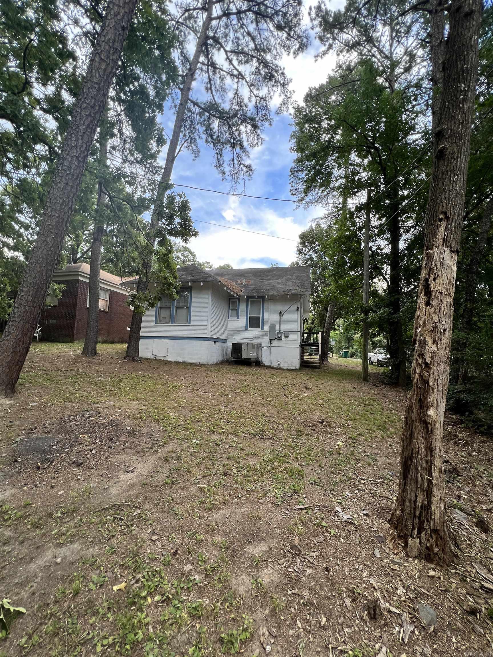 BARROW JOHN - Residential