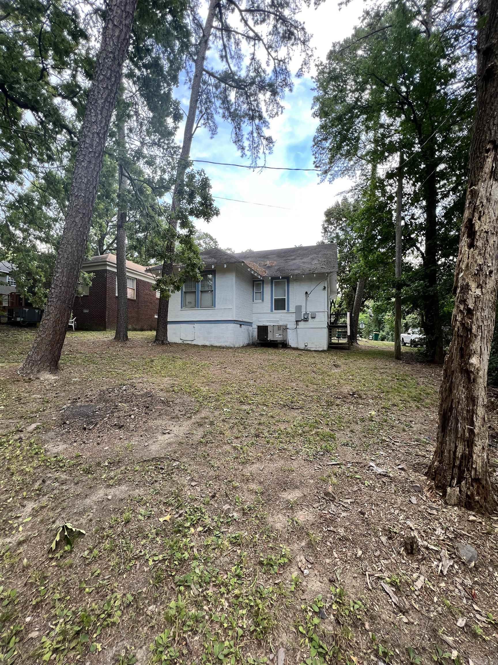 BARROW JOHN - Residential