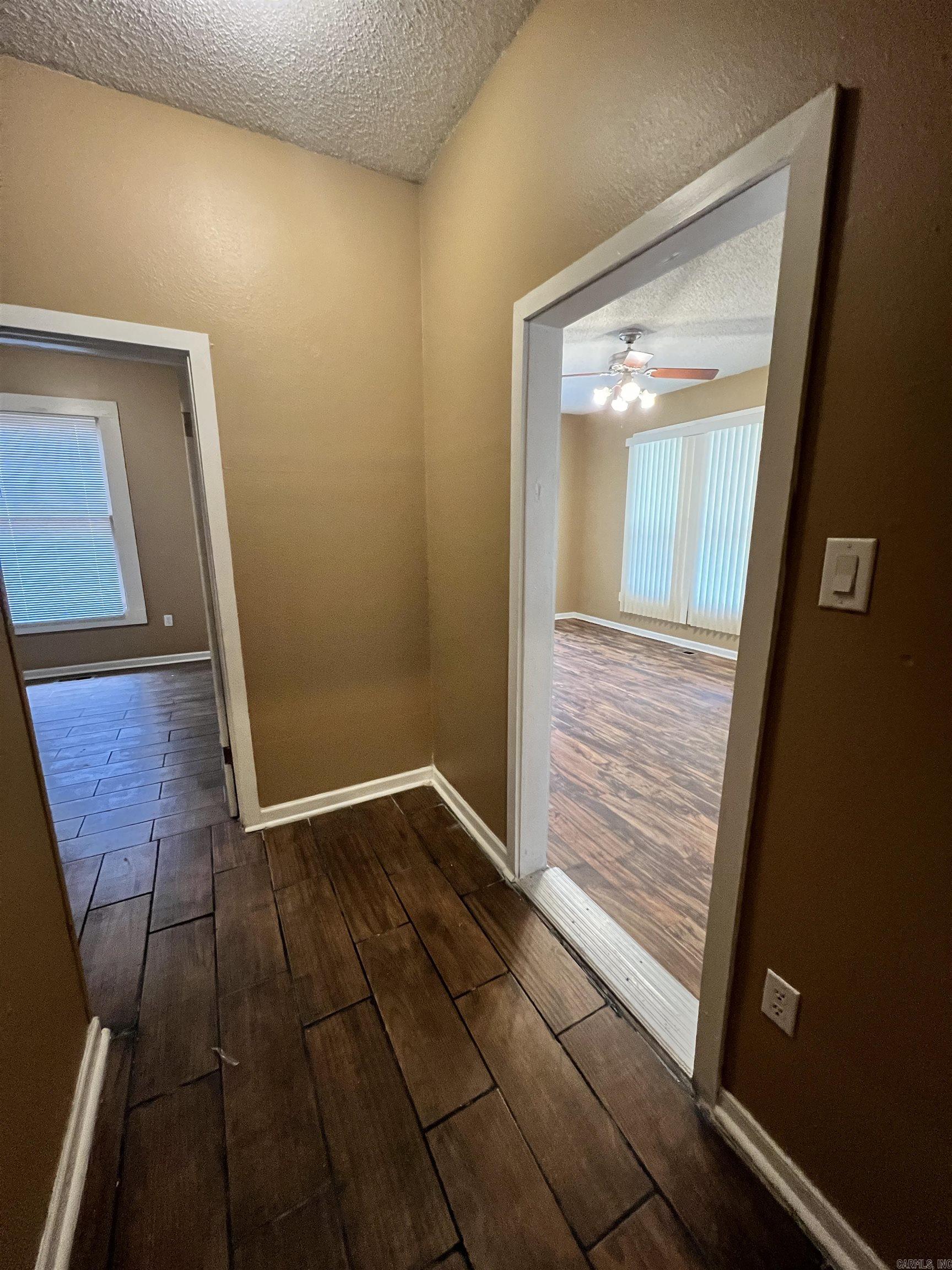 BARROW JOHN - Residential