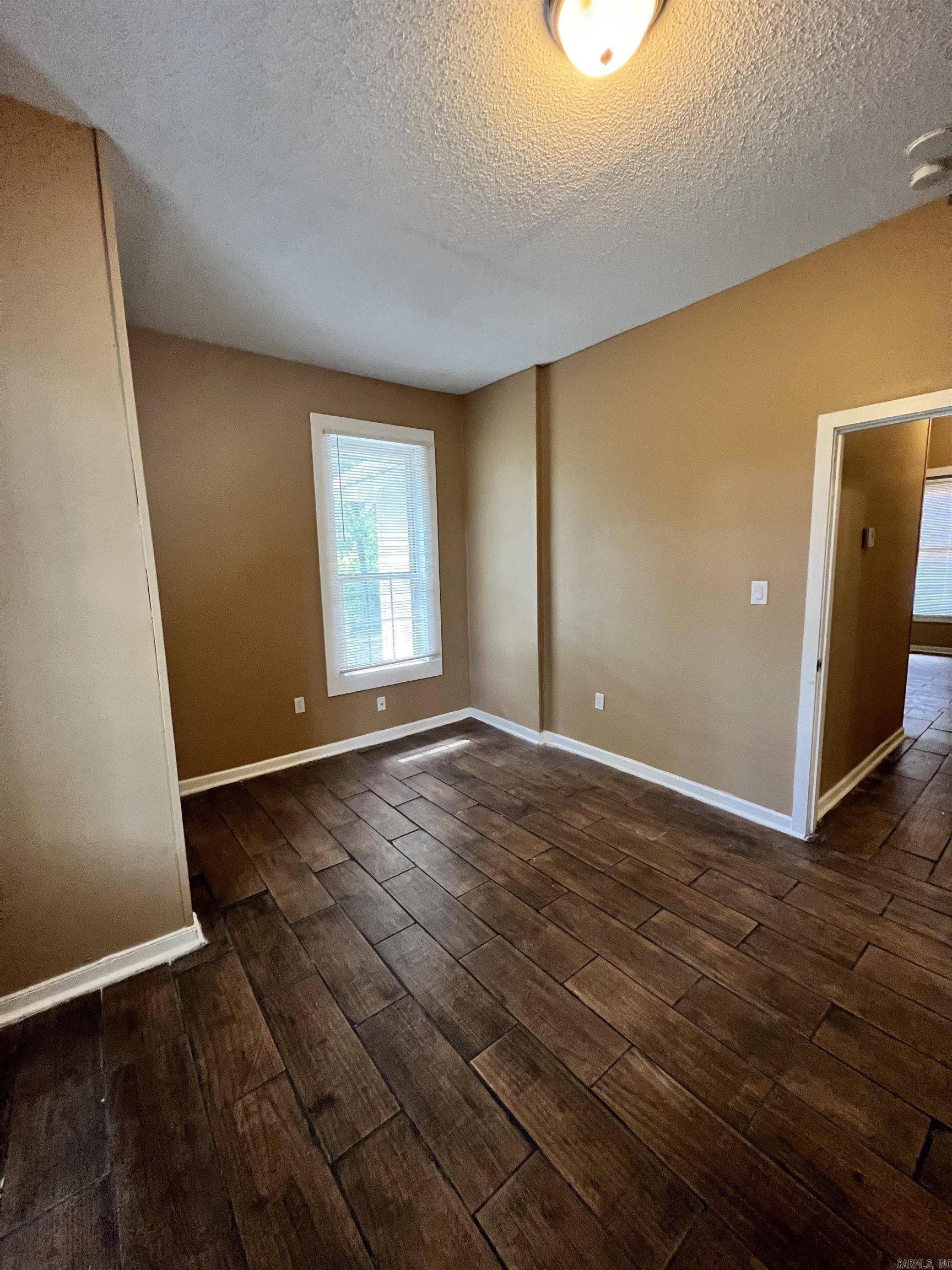 BARROW JOHN - Residential