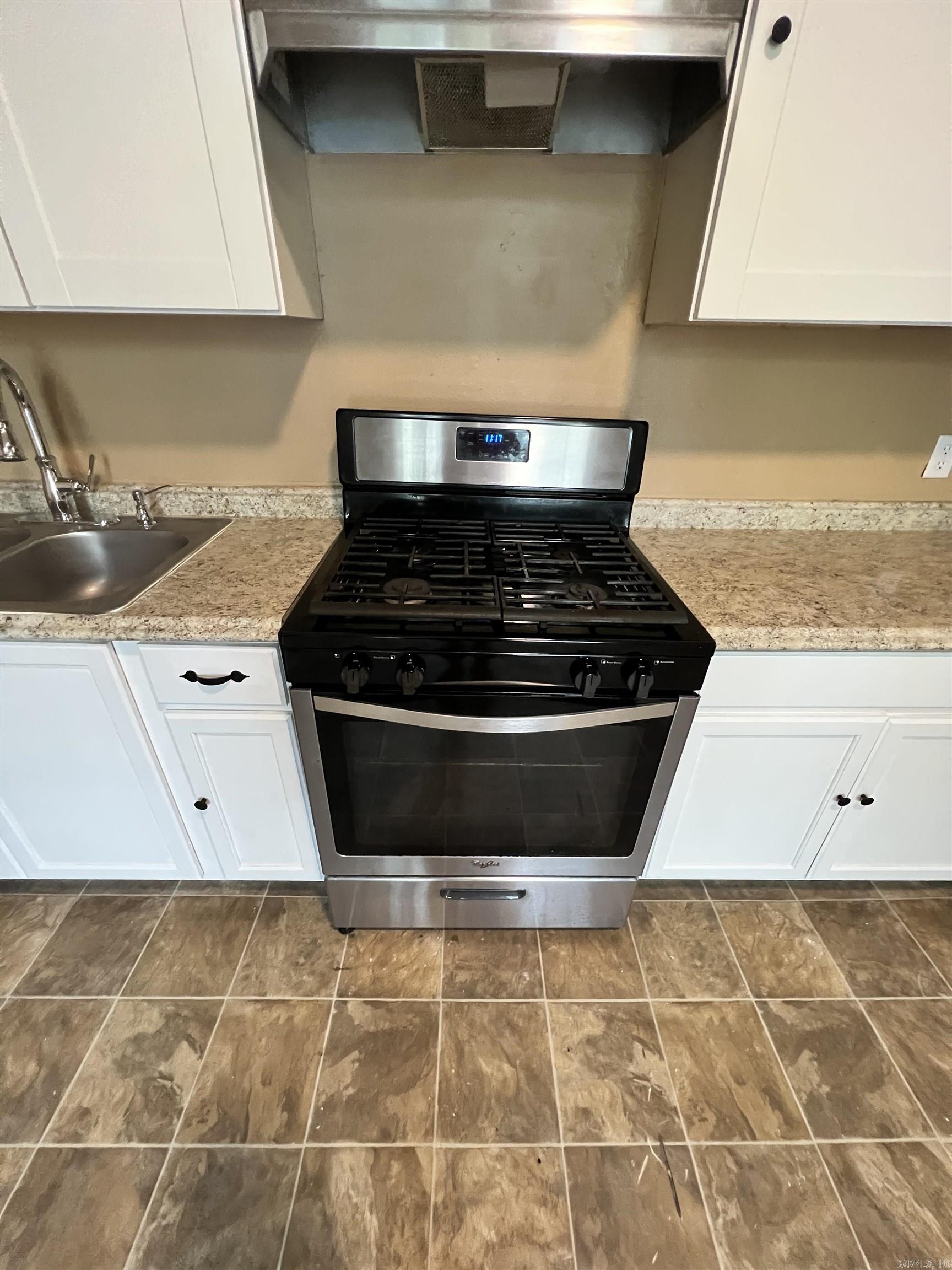 BARROW JOHN - Residential