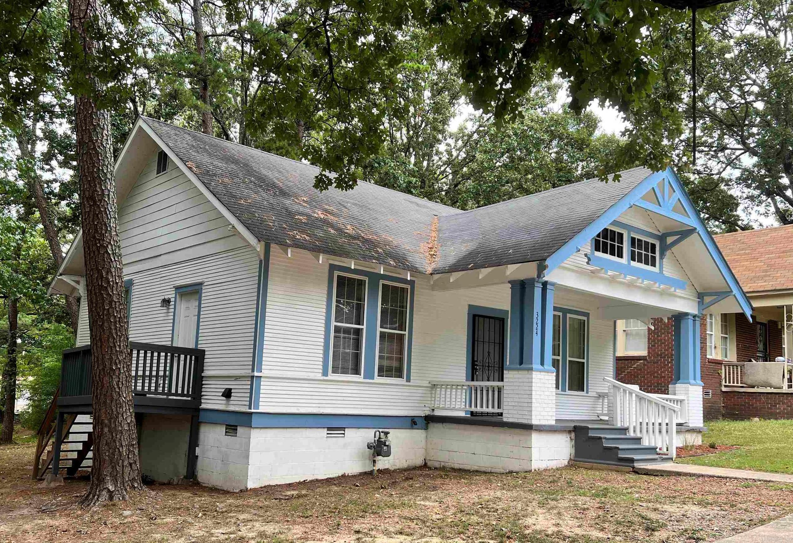 BARROW JOHN - Residential