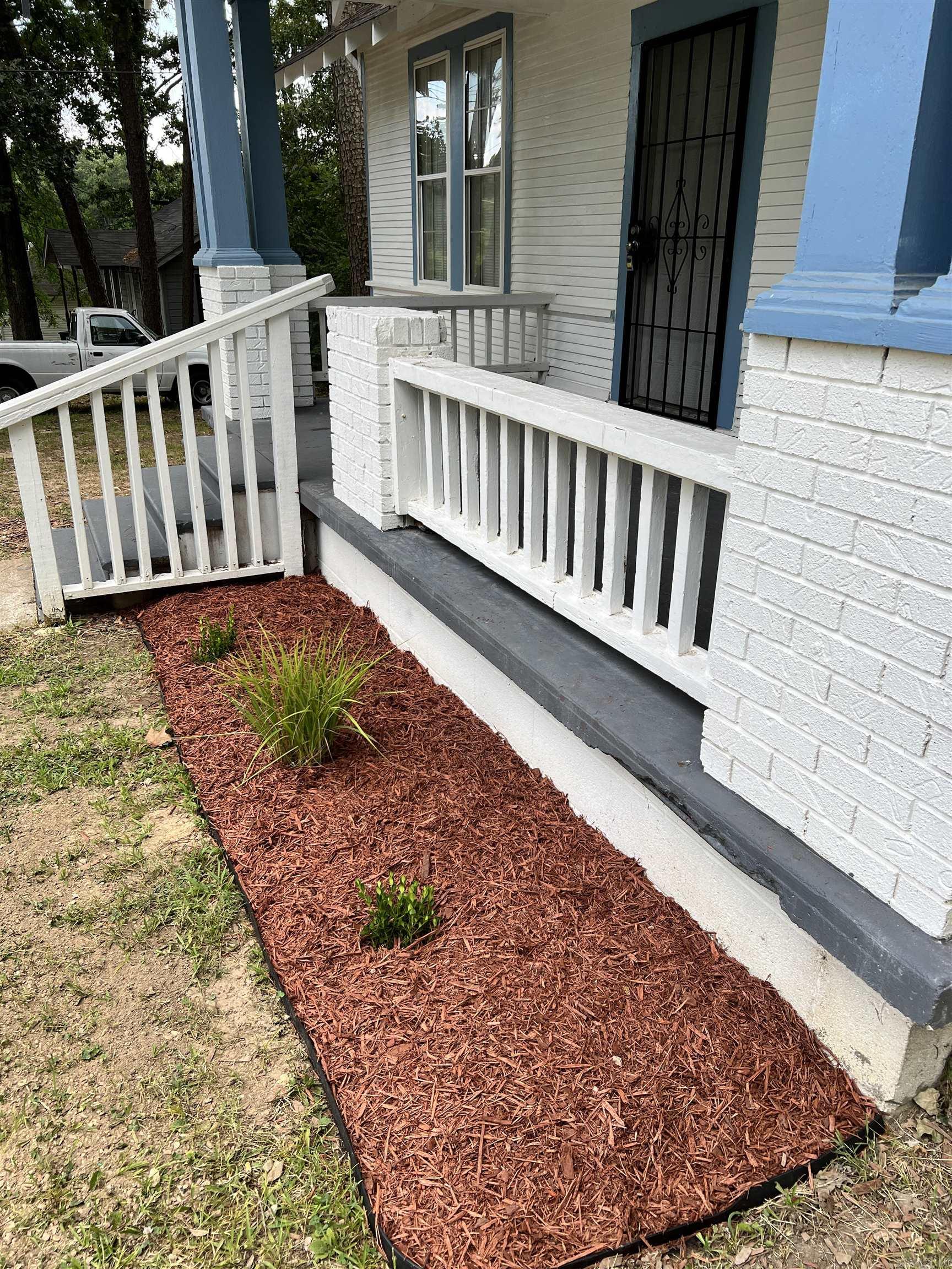 BARROW JOHN - Residential