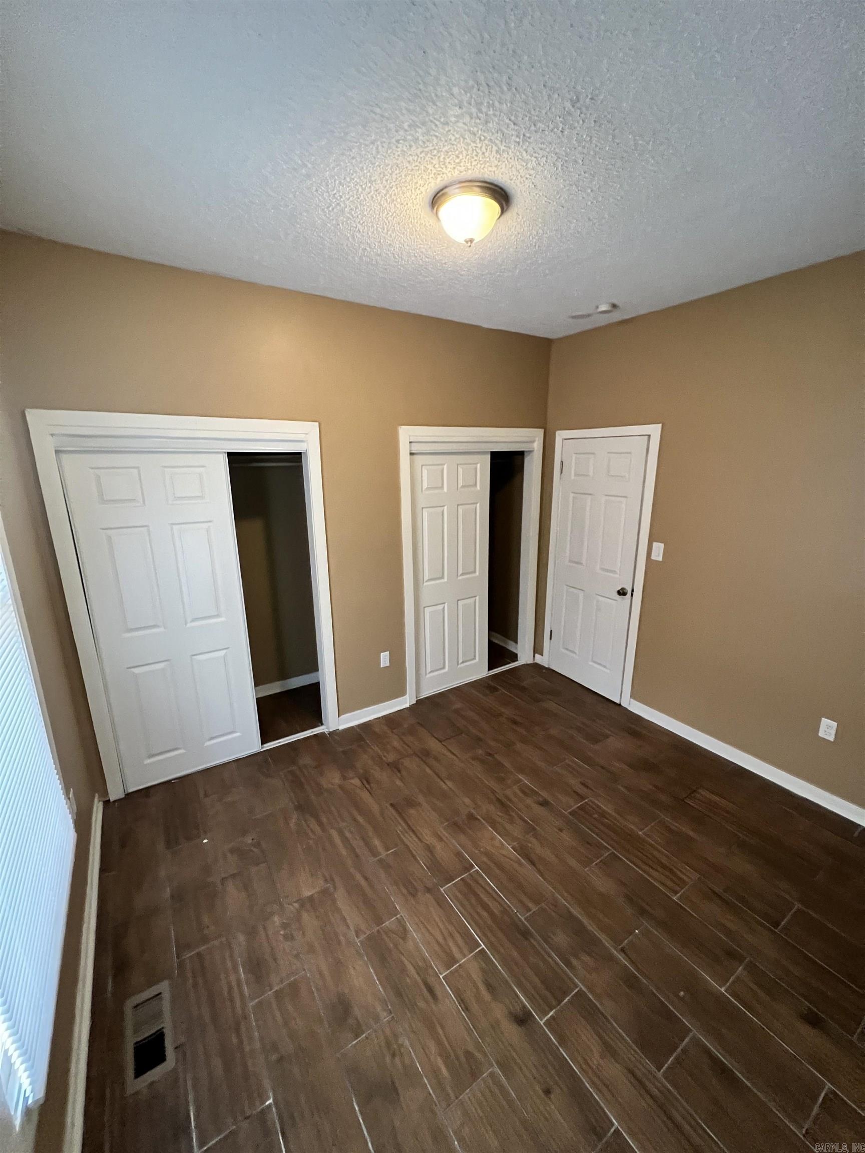 BARROW JOHN - Residential